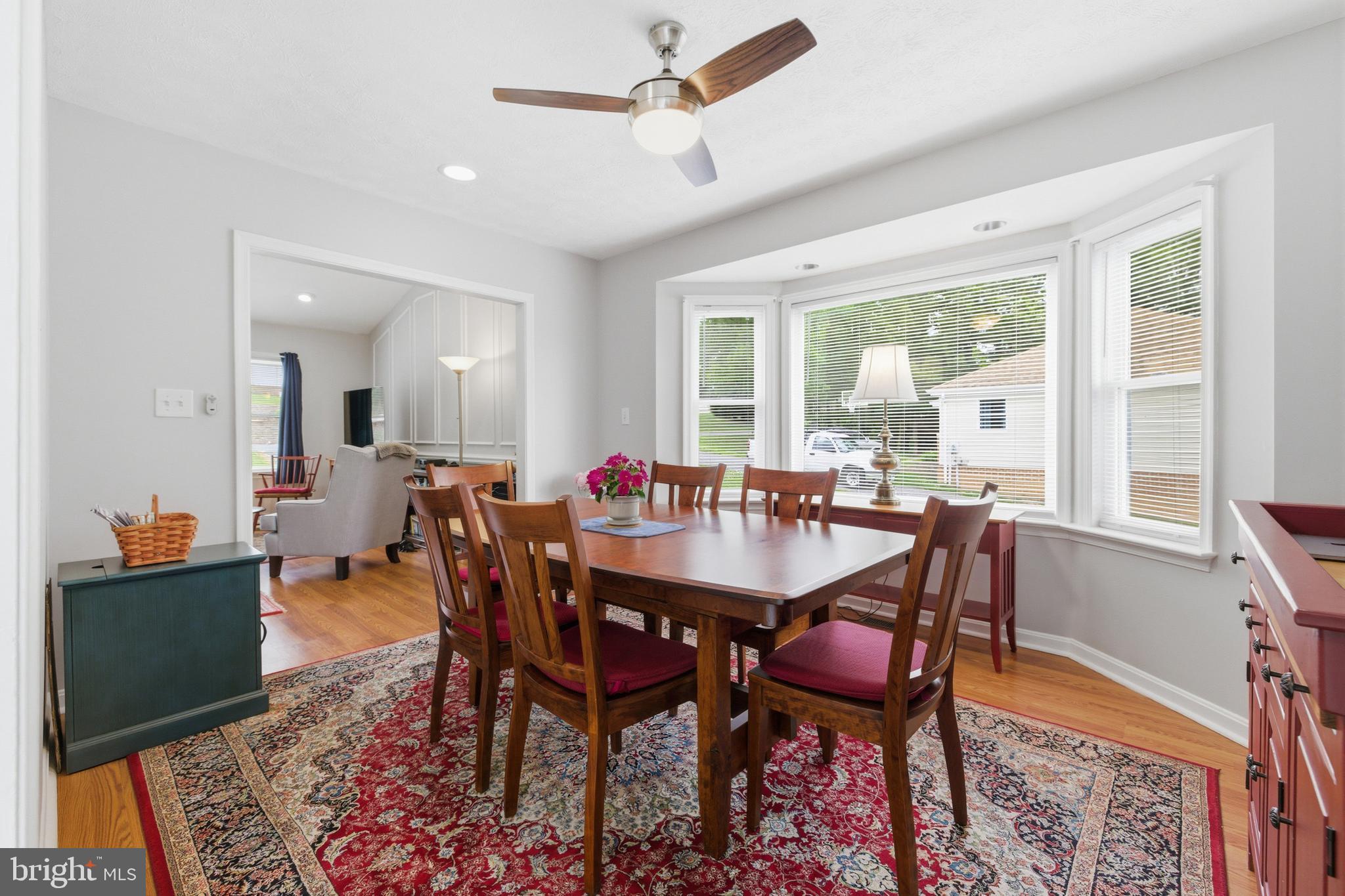 FOREST HILLS - Residential