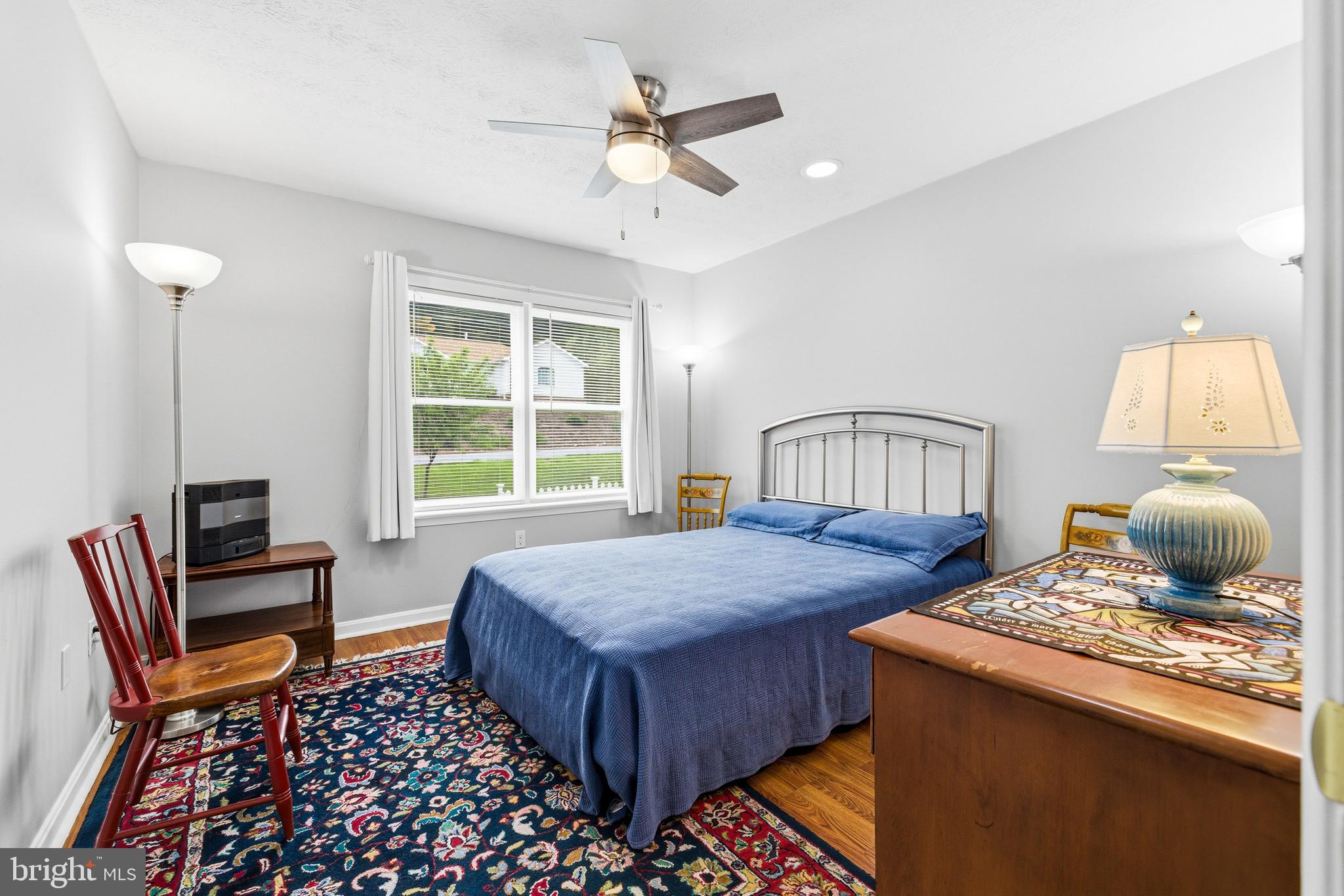 FOREST HILLS - Residential