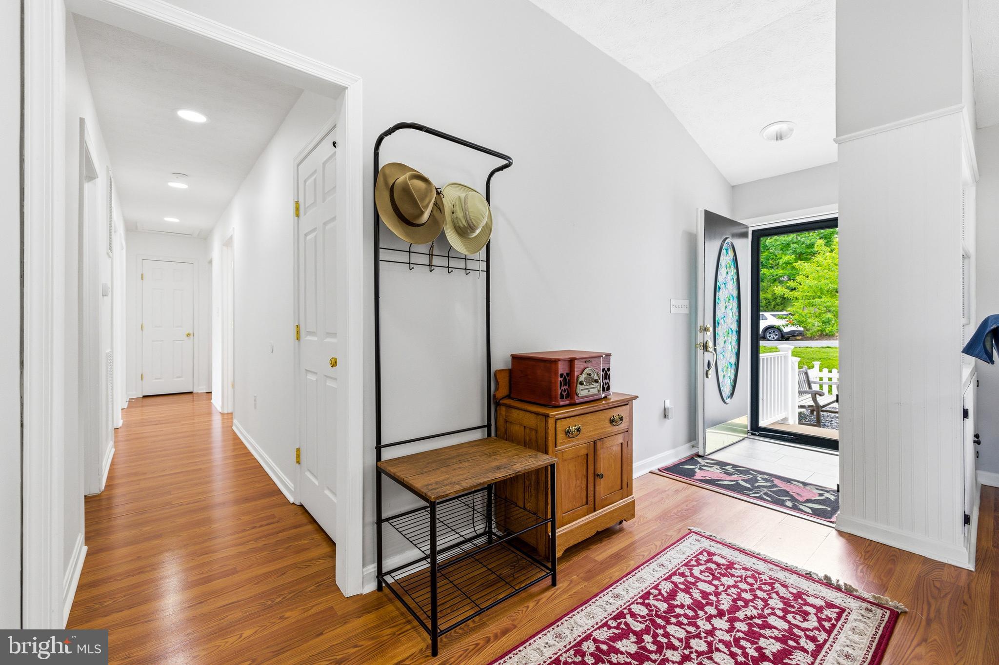 FOREST HILLS - Residential