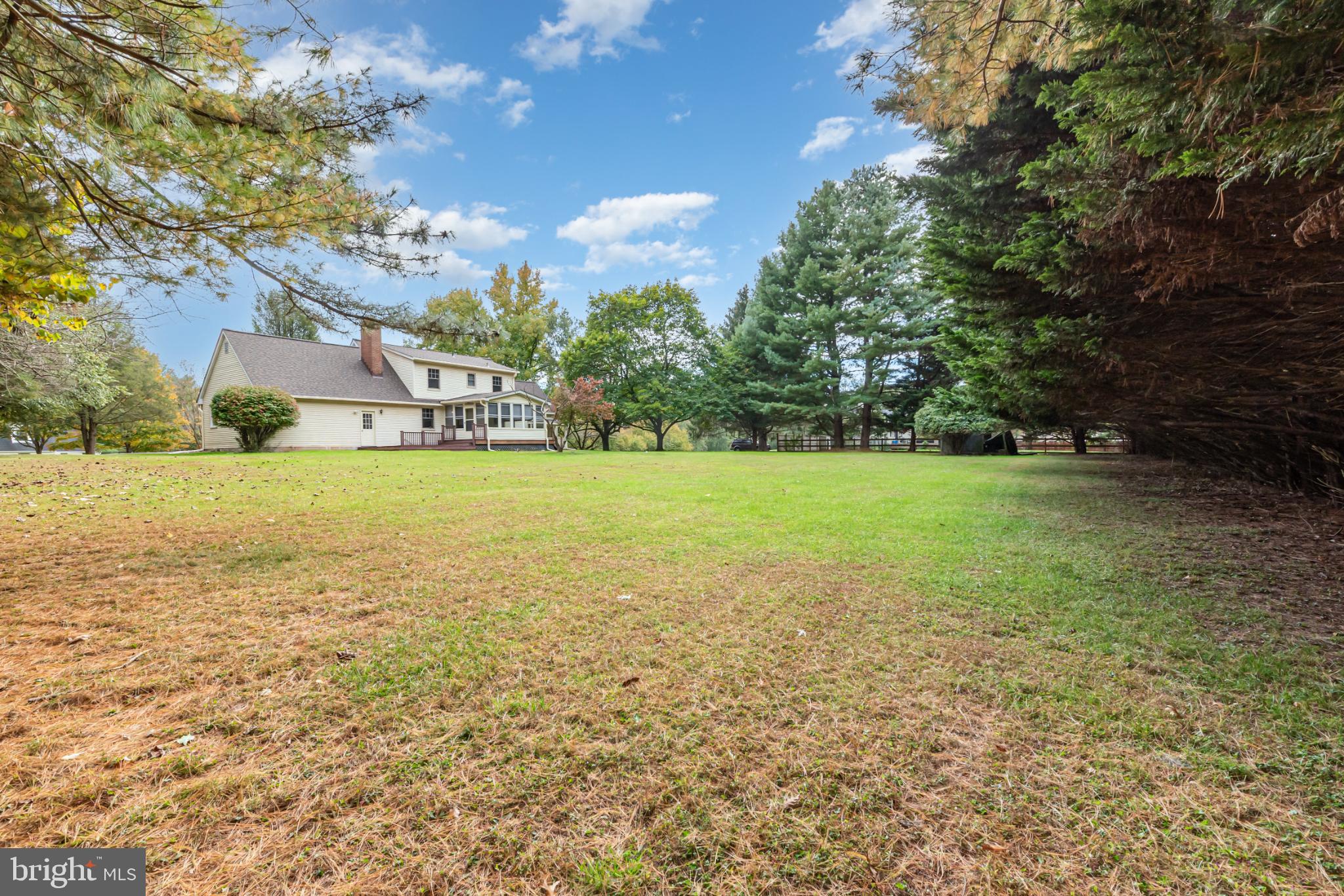 WOOD GLEN FARMS - Residential