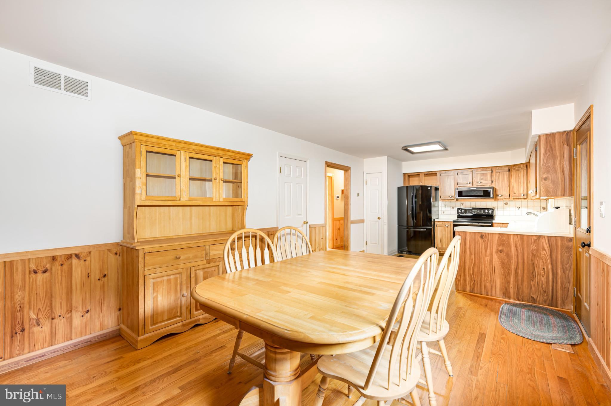 WOOD GLEN FARMS - Residential