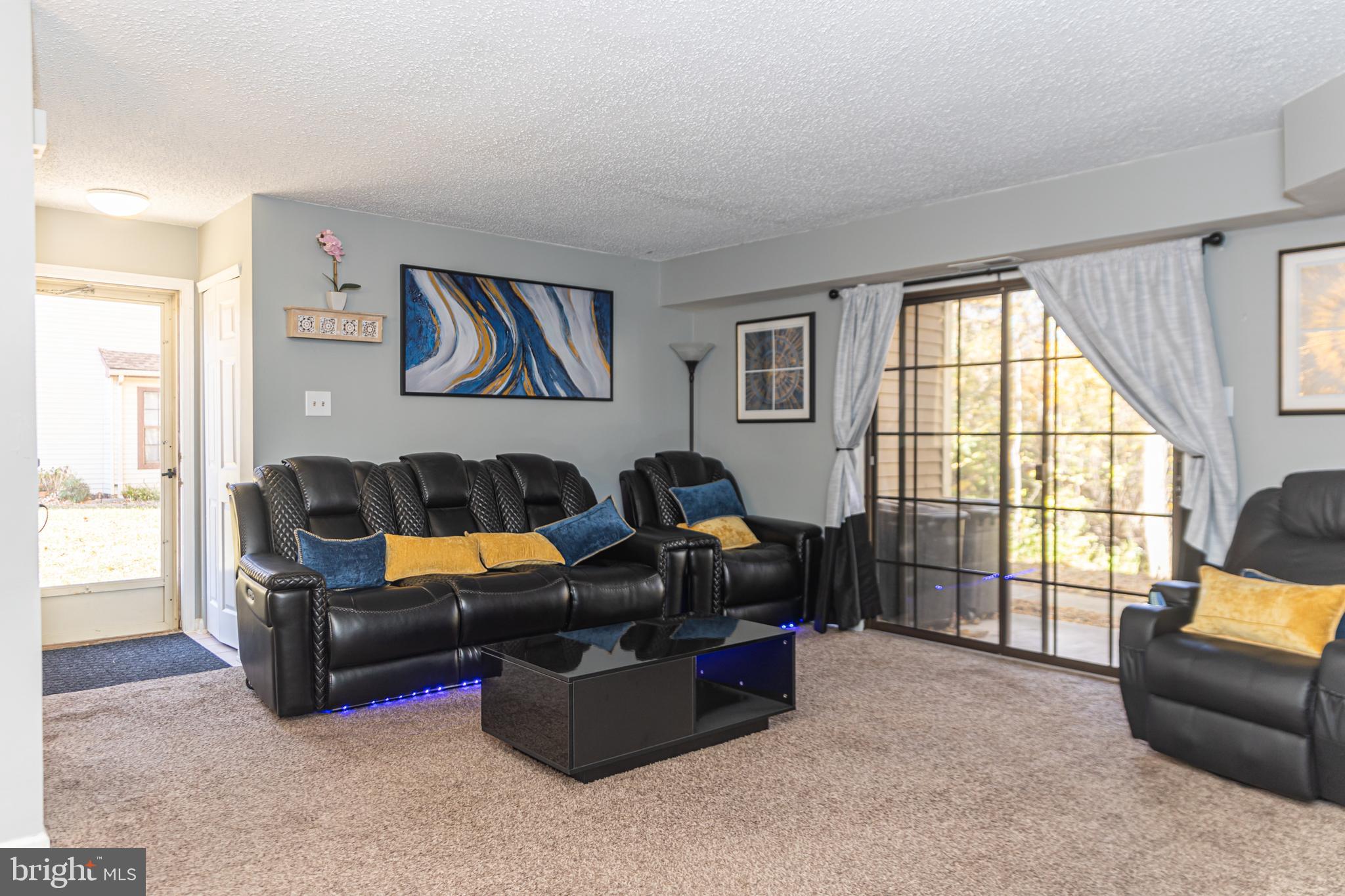 TAPESTRY - Residential