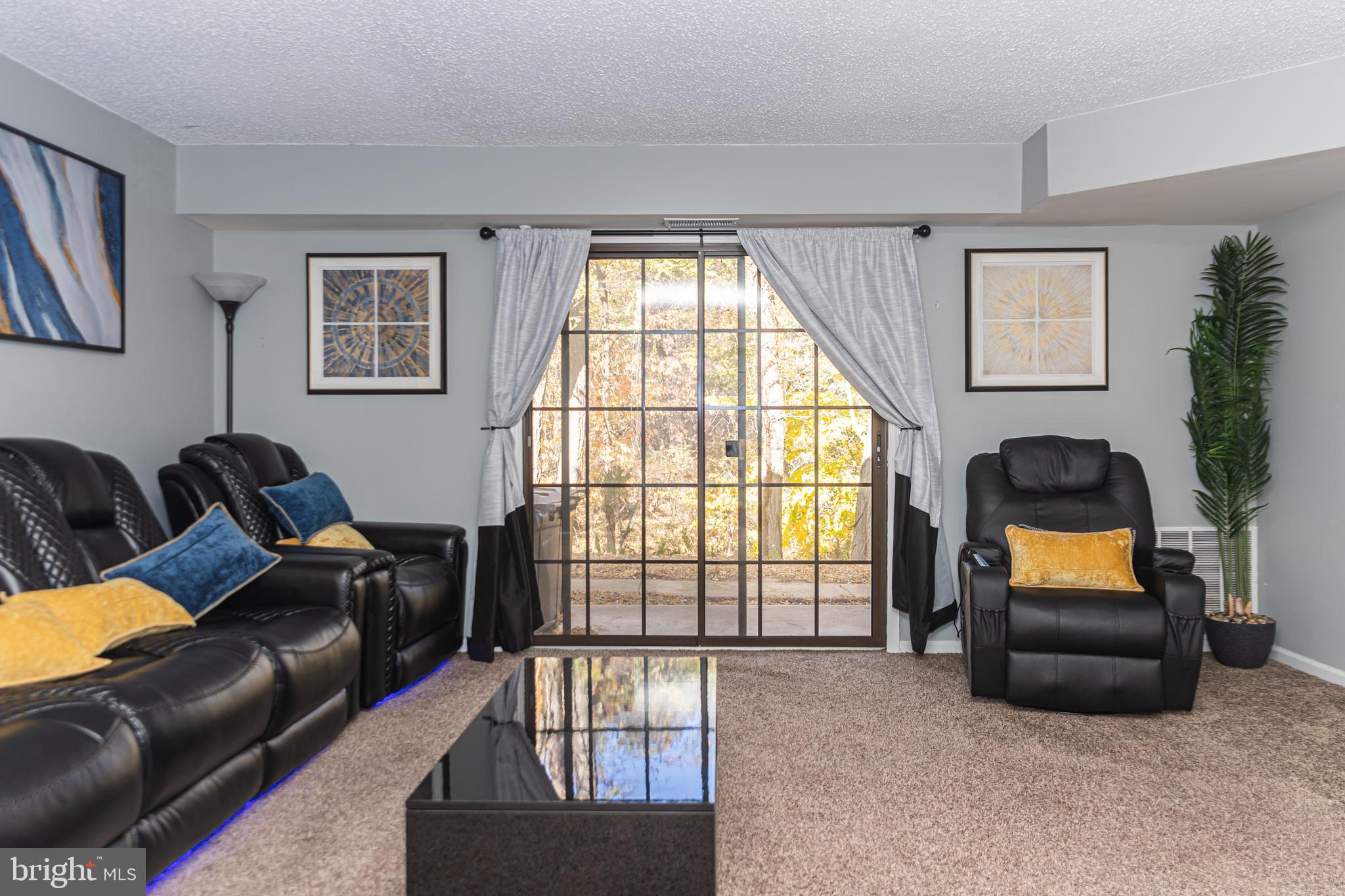 TAPESTRY - Residential