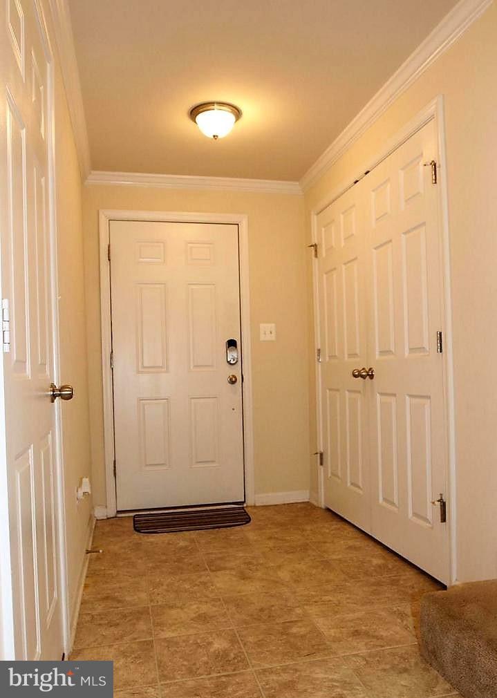 LAKELAND PLACE - Residential Lease