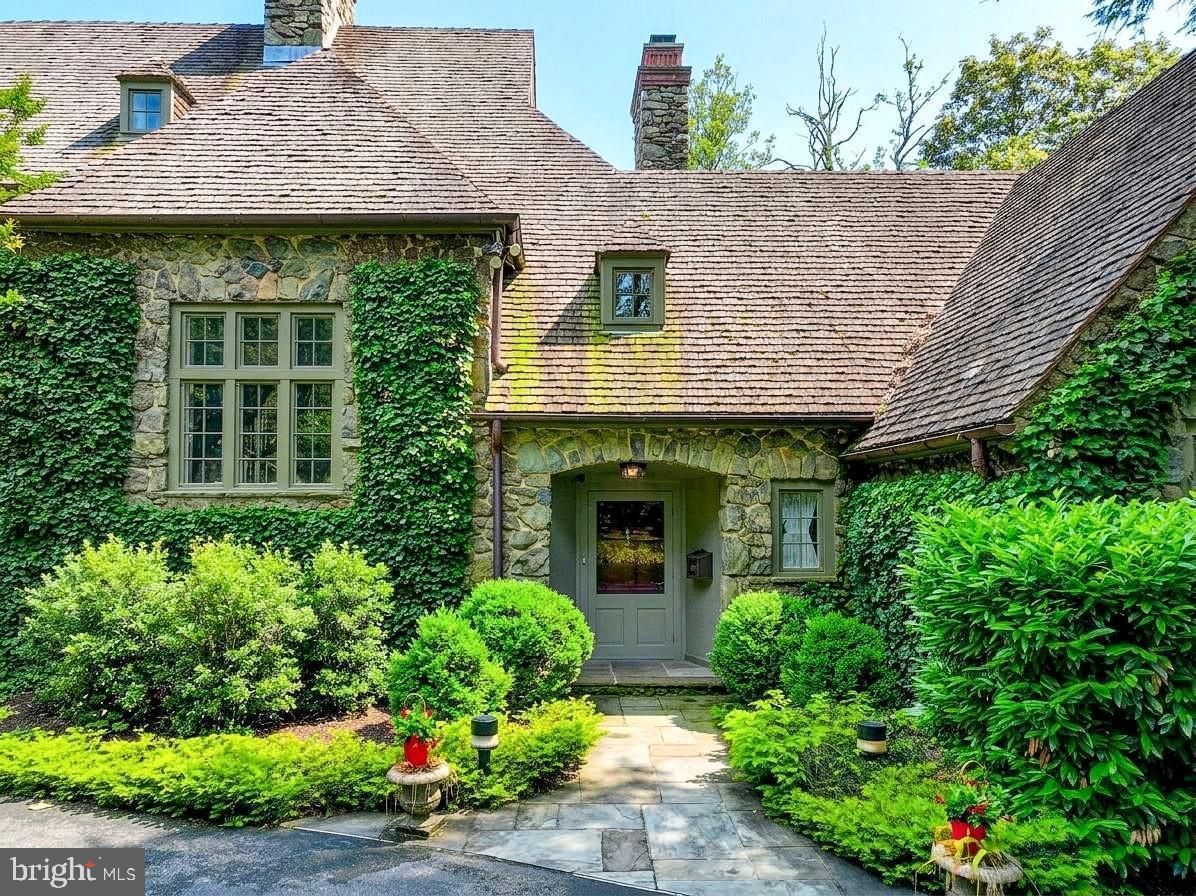 HOMELAND HISTORIC DISTRICT - Residential