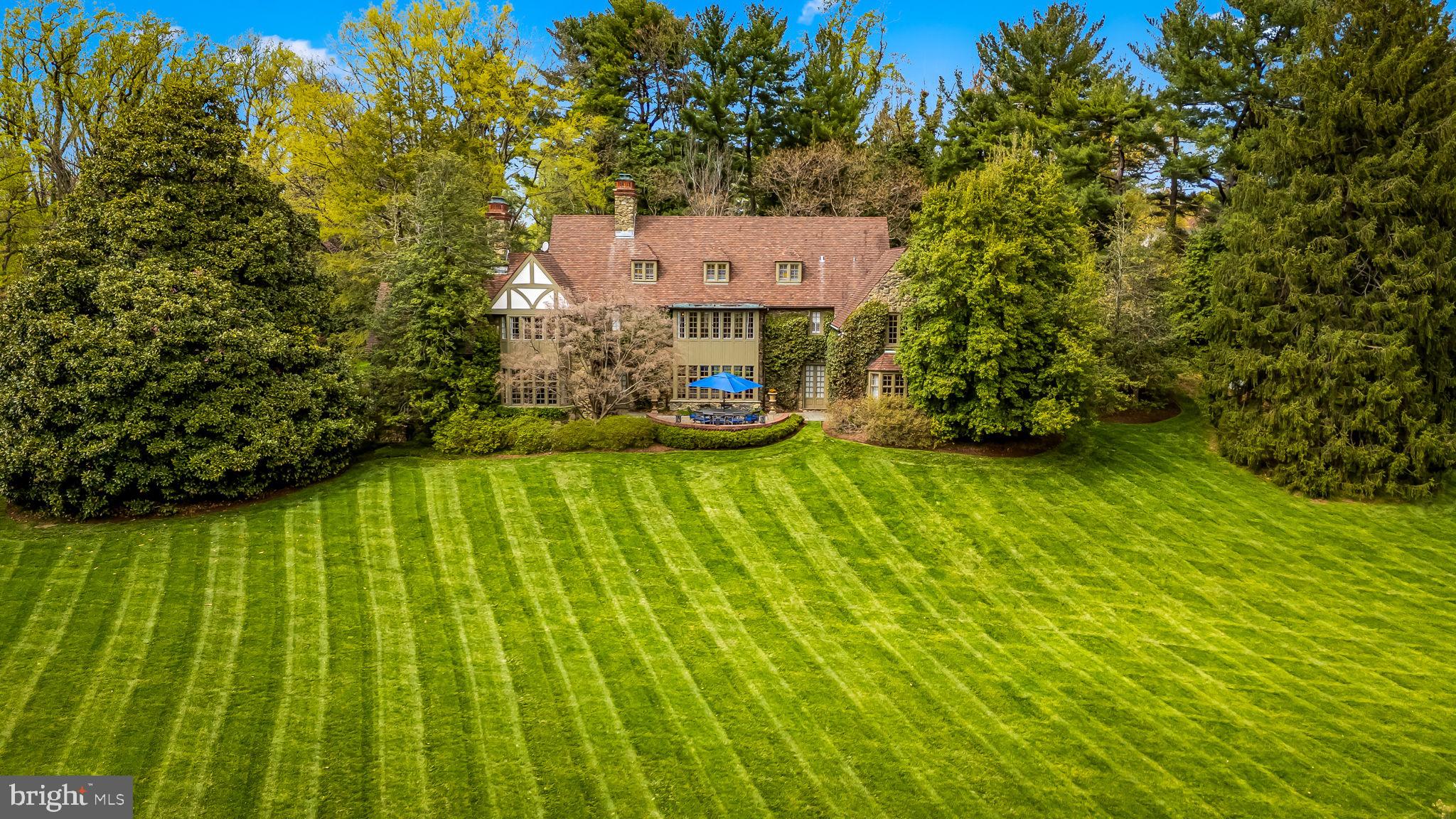 102 COTSWOLD ROAD