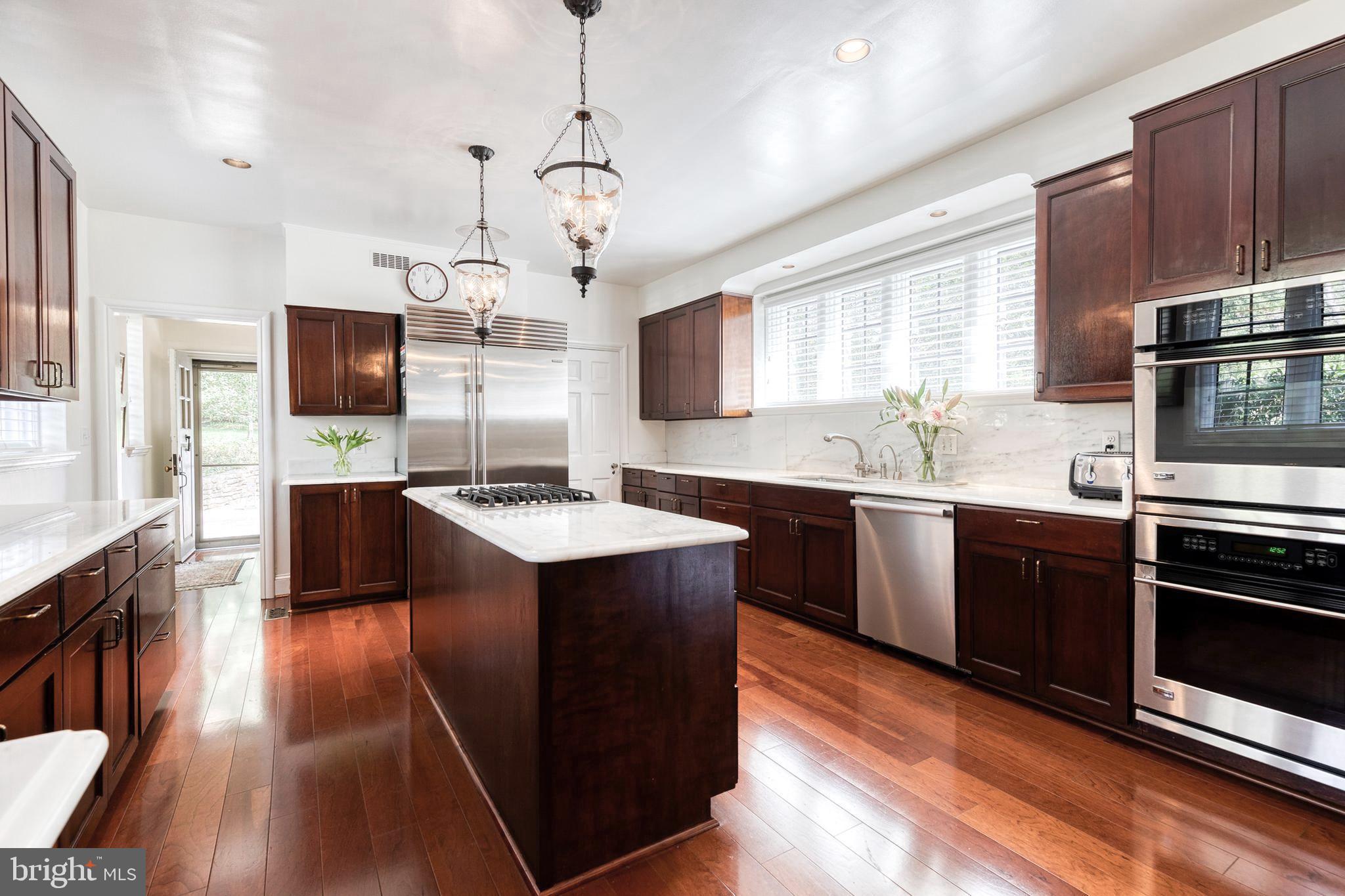 HOMELAND HISTORIC DISTRICT - Residential