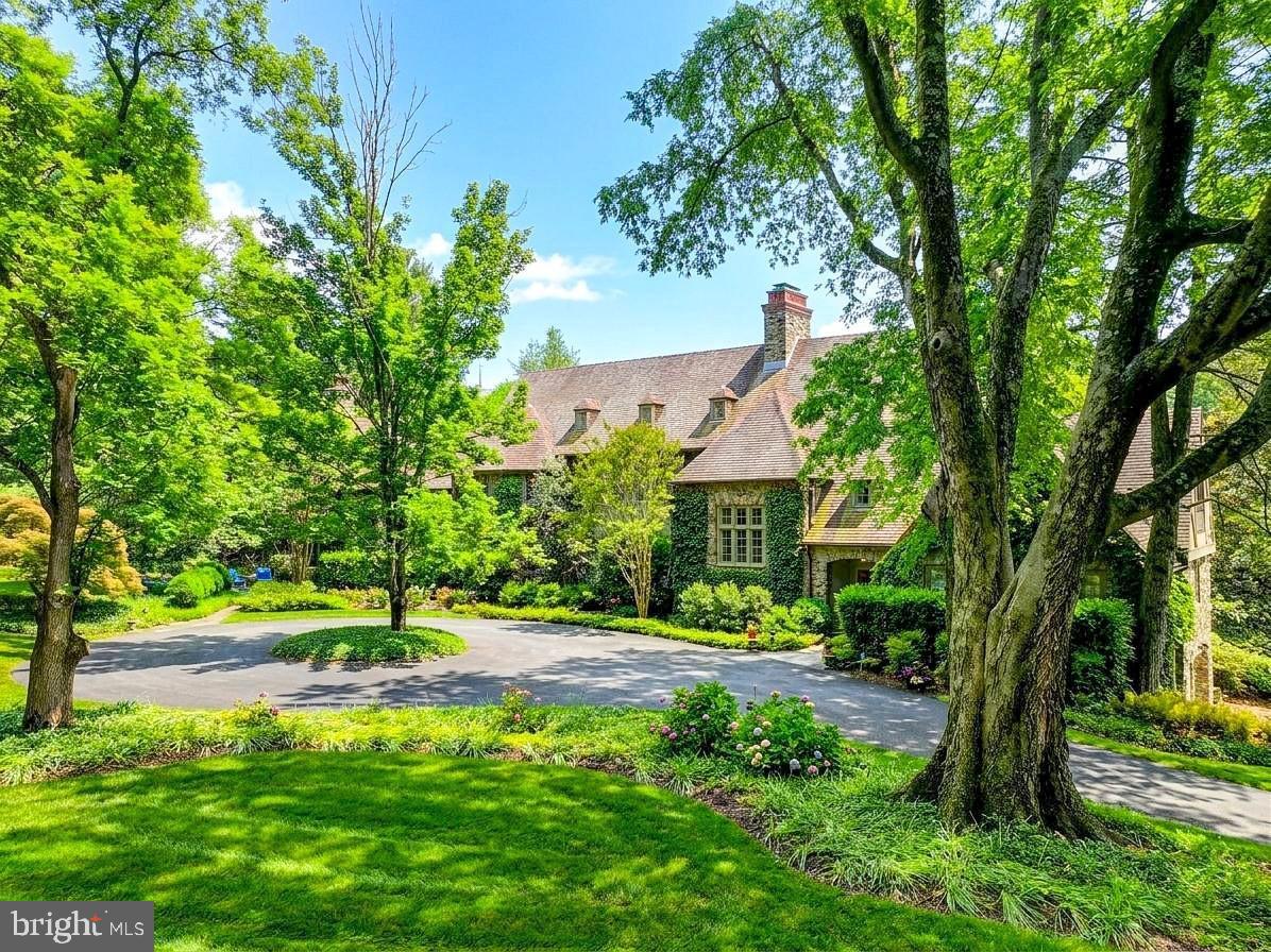 HOMELAND HISTORIC DISTRICT - Residential