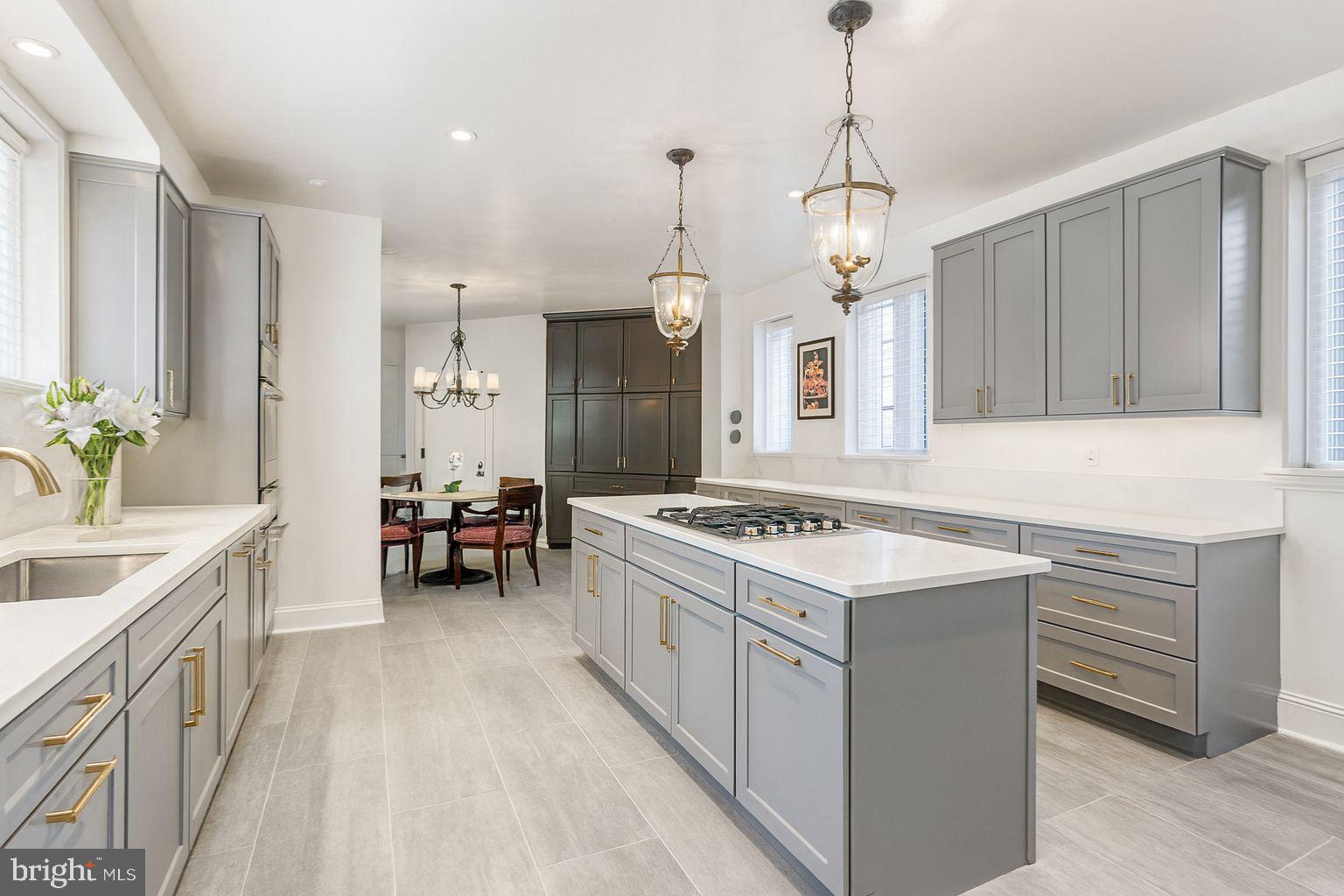 HOMELAND HISTORIC DISTRICT - Residential