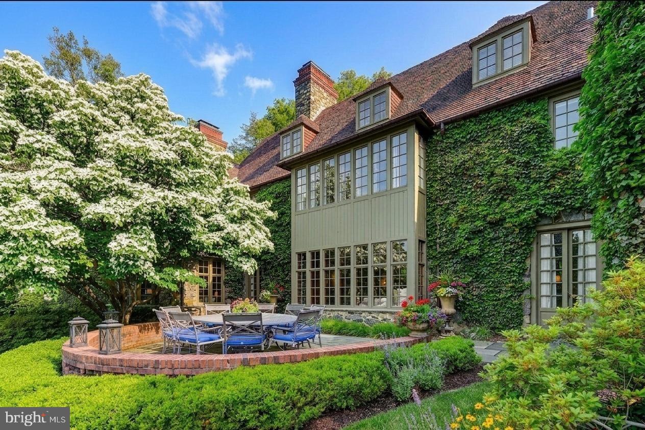 HOMELAND HISTORIC DISTRICT - Residential