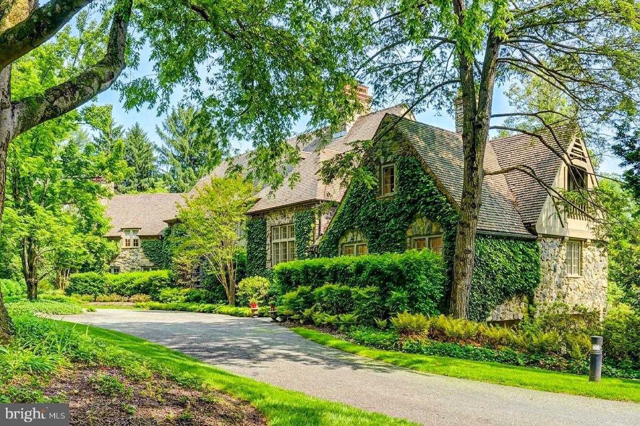HOMELAND HISTORIC DISTRICT - Residential