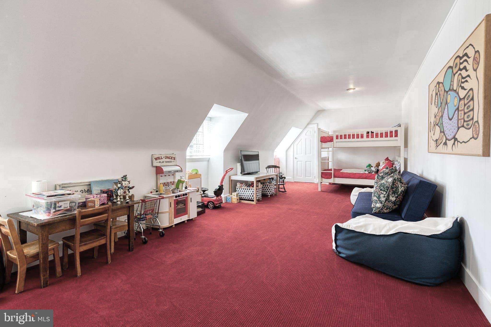 HOMELAND HISTORIC DISTRICT - Residential