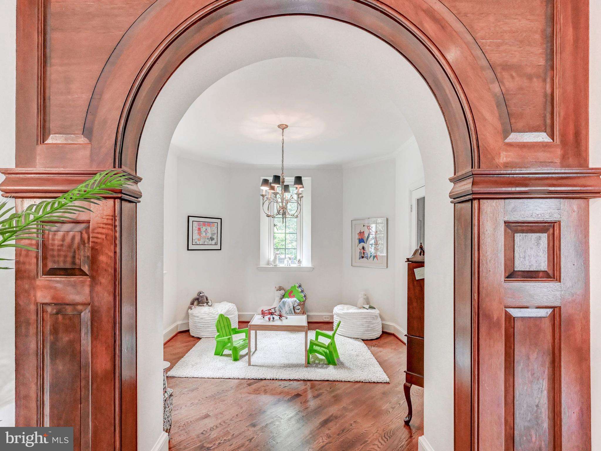 HOMELAND HISTORIC DISTRICT - Residential