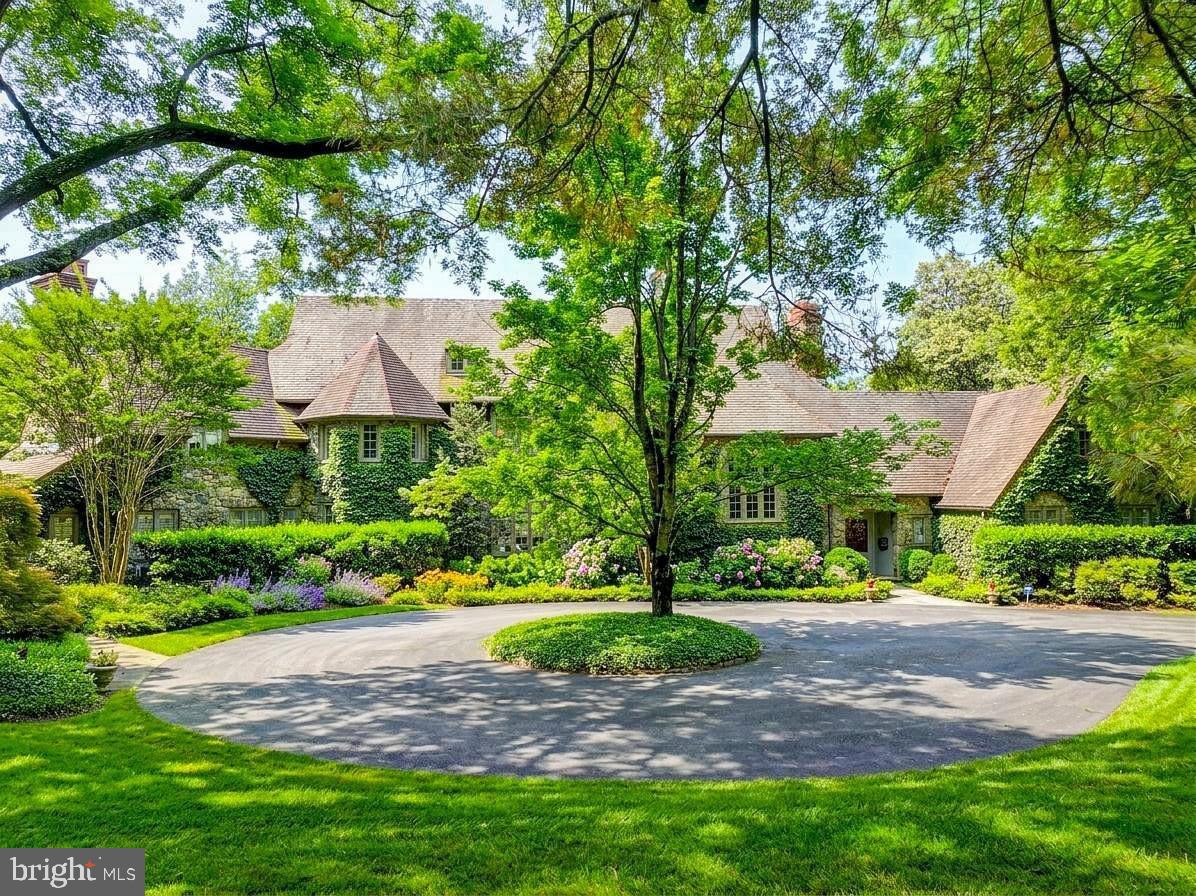 HOMELAND HISTORIC DISTRICT - Residential