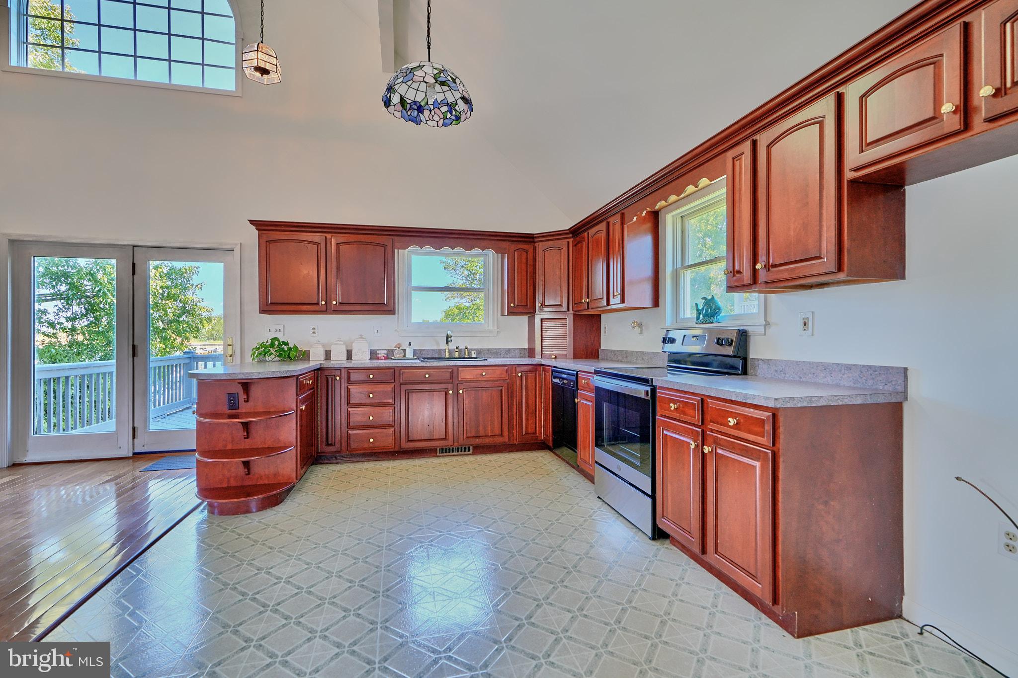 CHESAPEAKE TERRACE - Residential