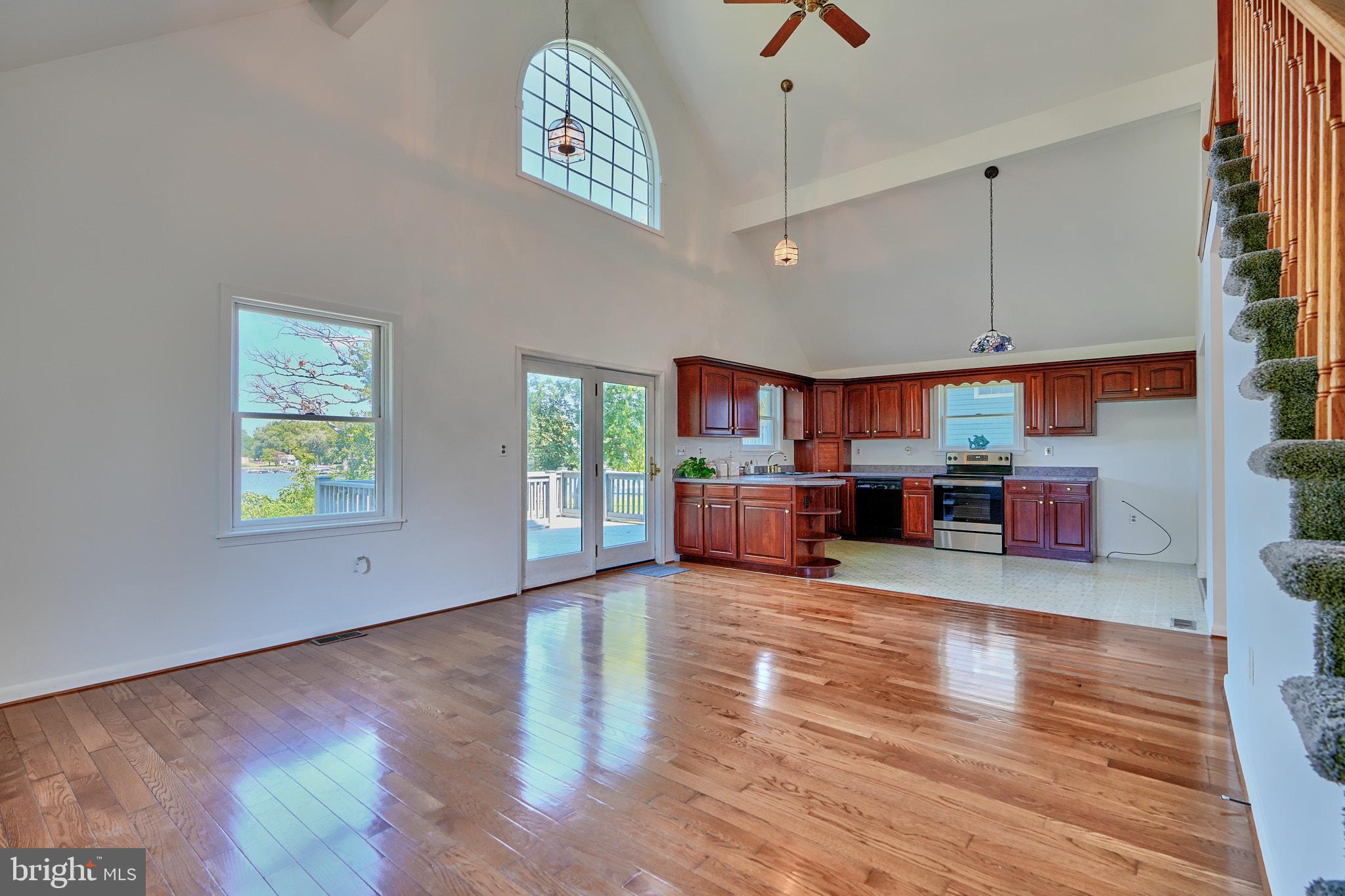 CHESAPEAKE TERRACE - Residential