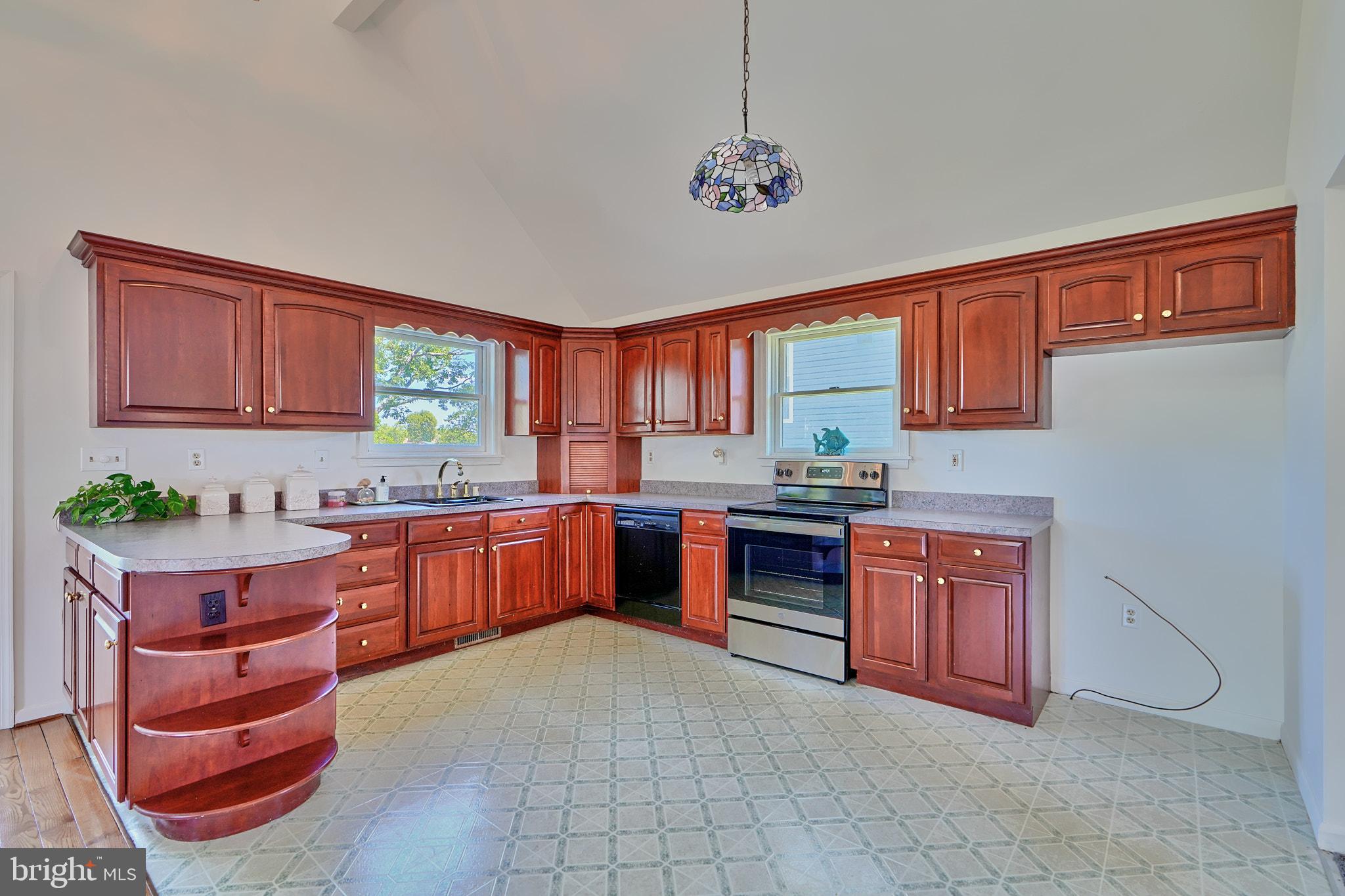 CHESAPEAKE TERRACE - Residential