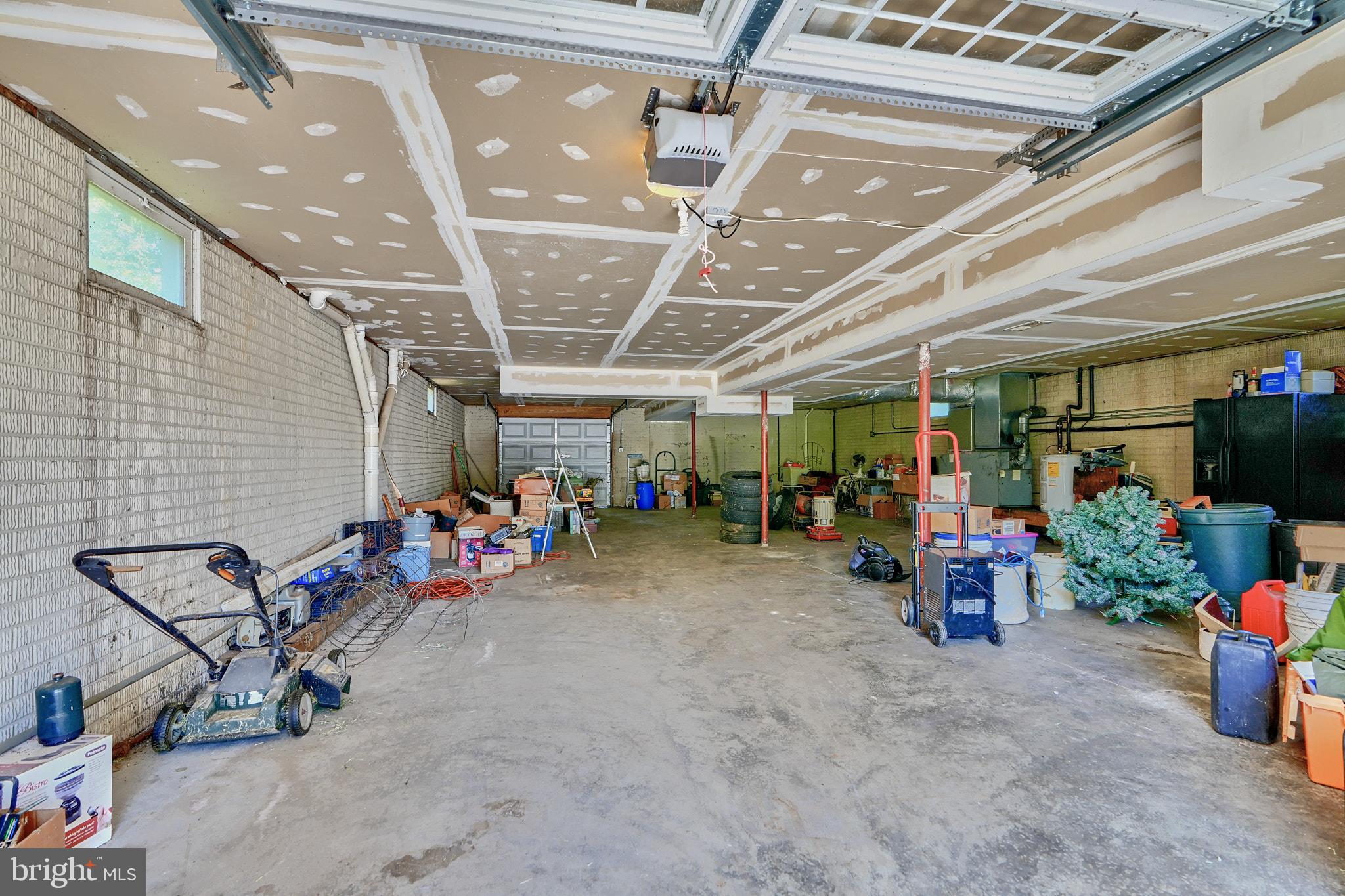 CHESAPEAKE TERRACE - Residential