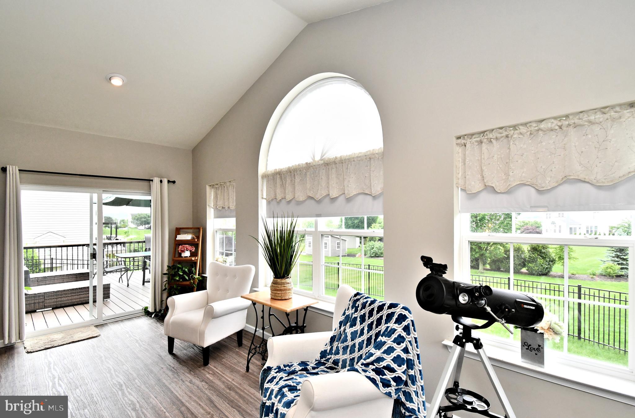 HIGH MEADOW - Residential