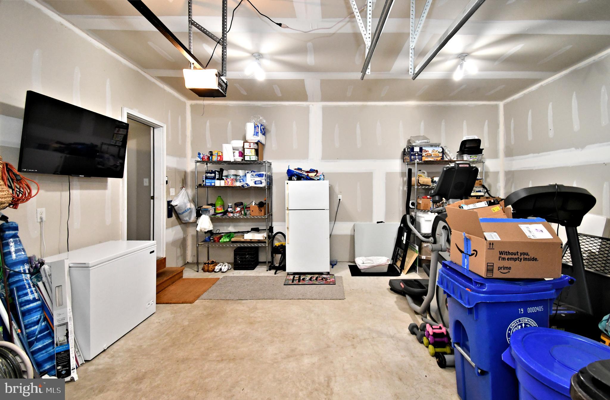 HIGH MEADOW - Residential