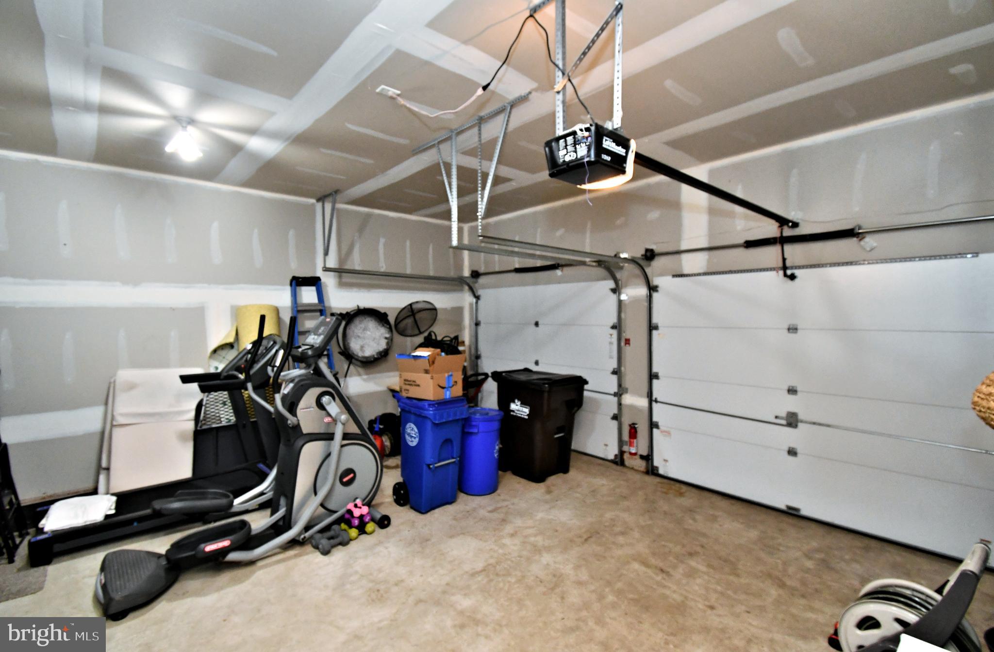 HIGH MEADOW - Residential