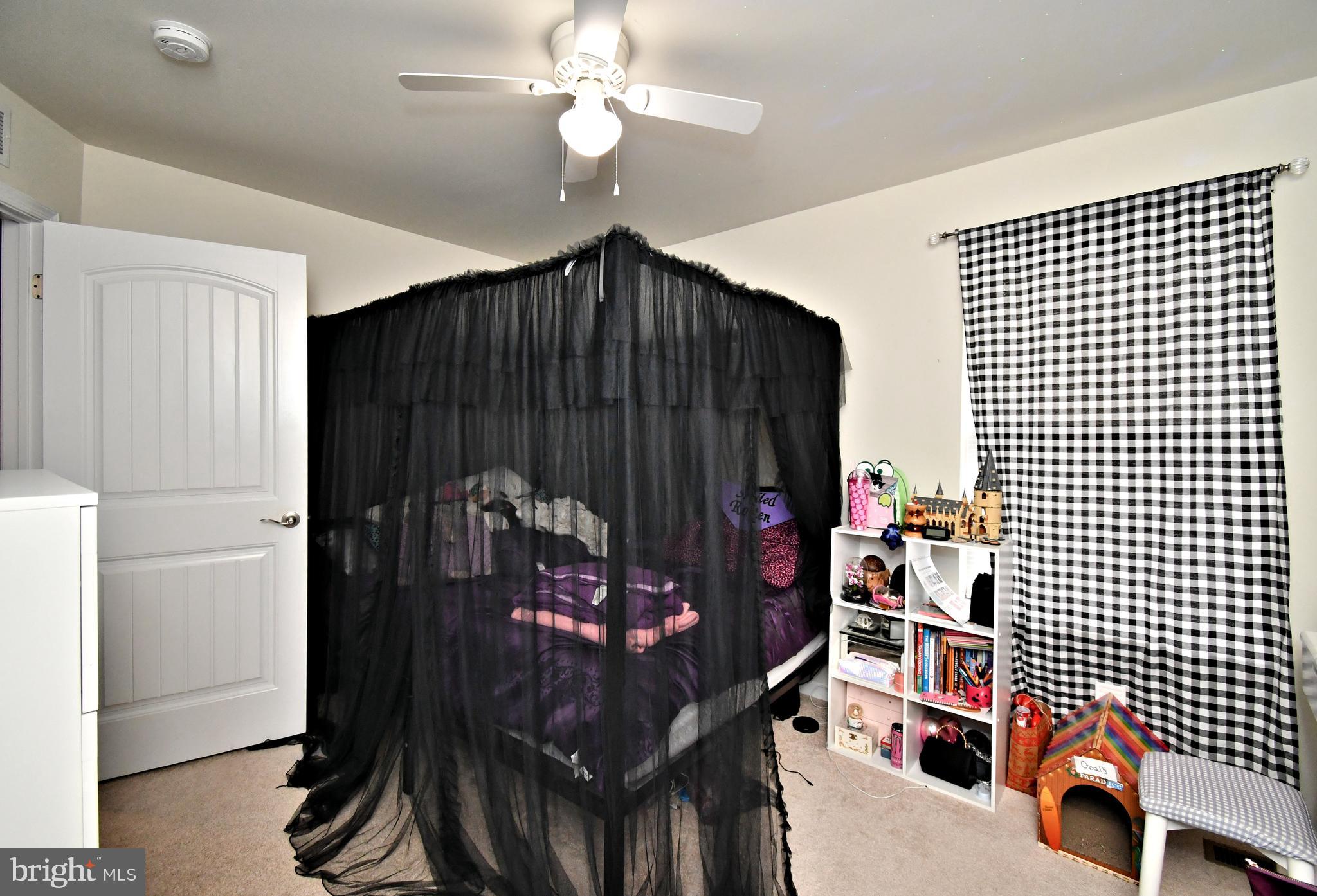 HIGH MEADOW - Residential