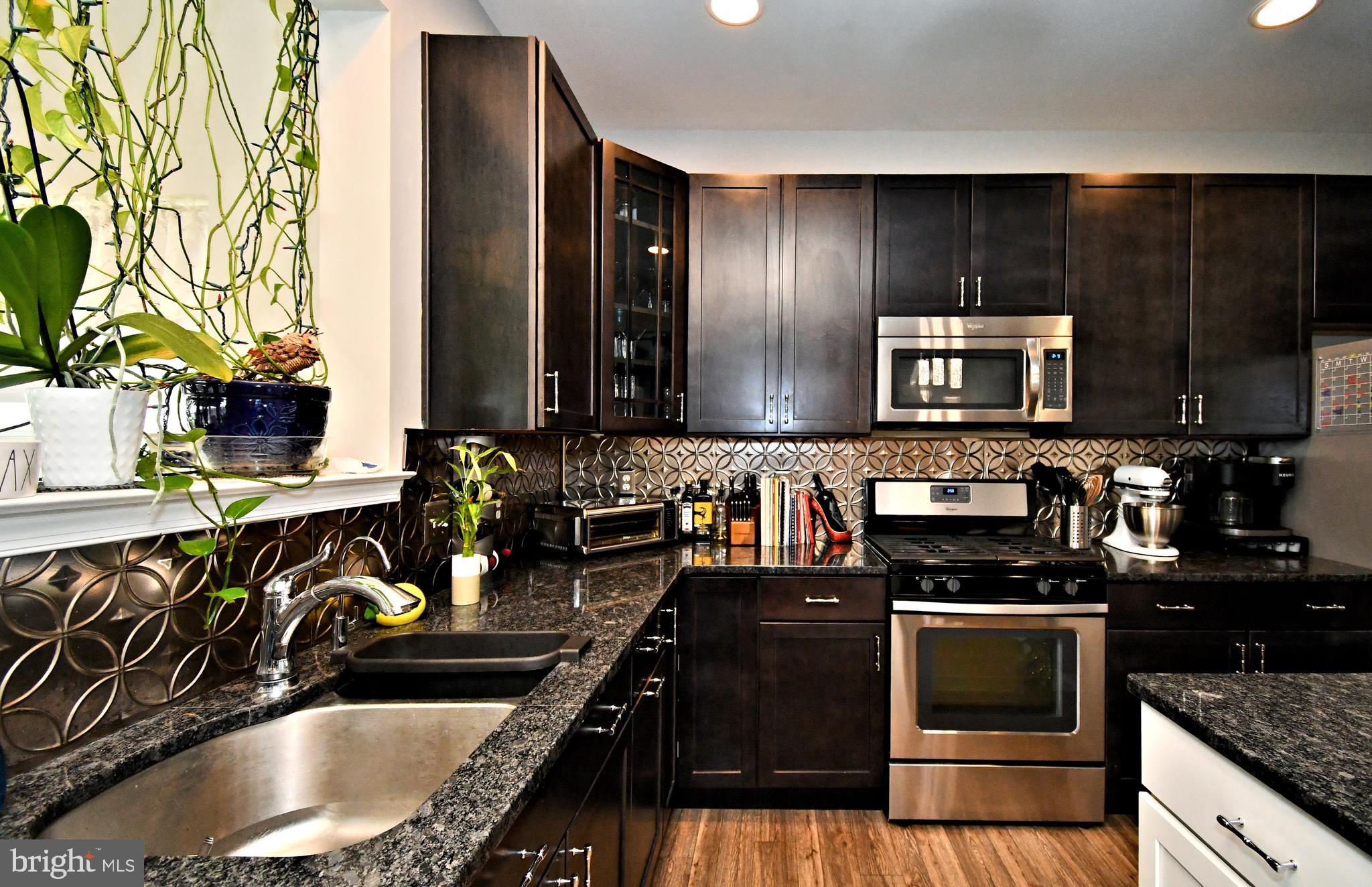 HIGH MEADOW - Residential