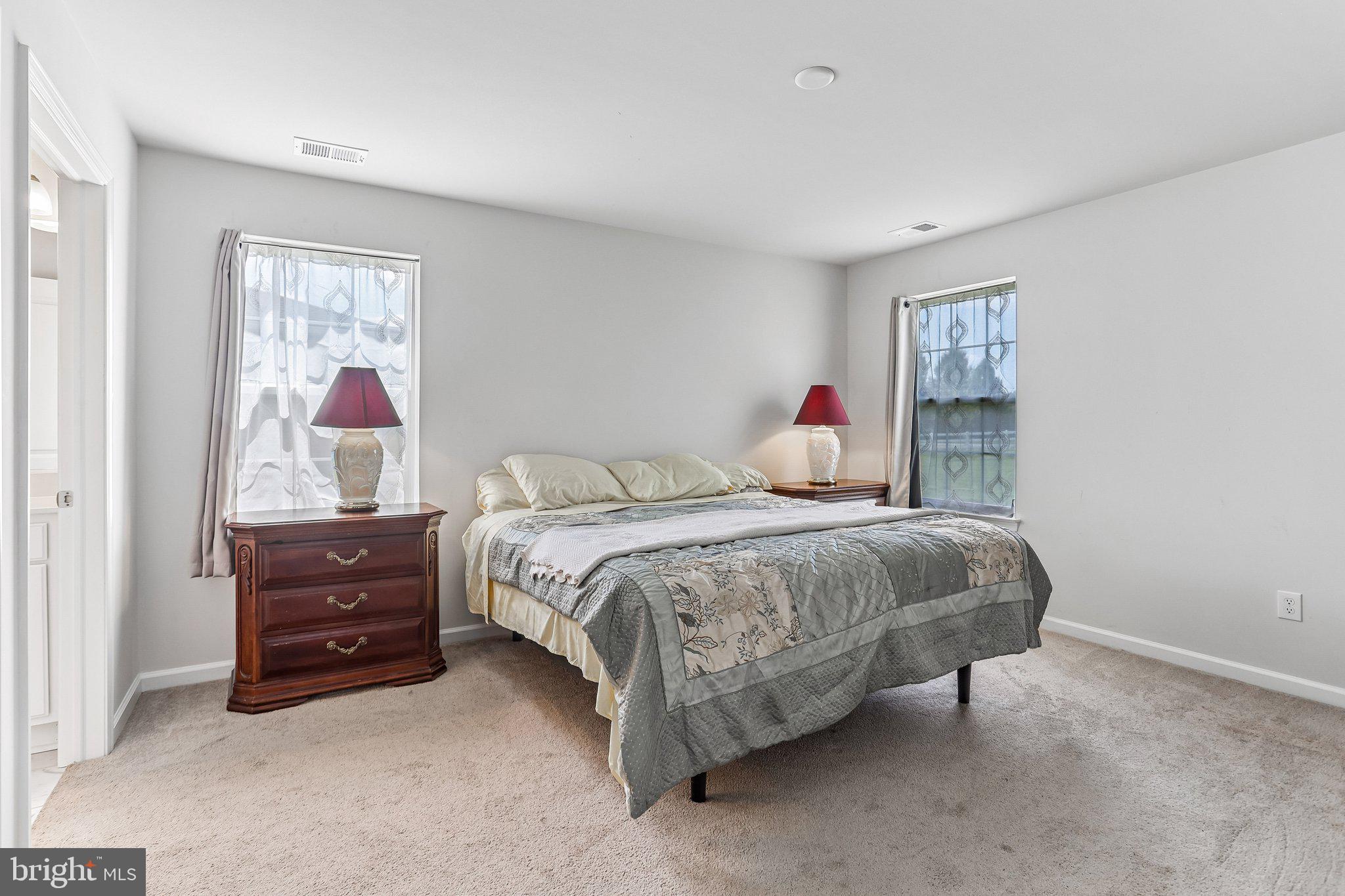 POTTSGROVE HUNT - Residential