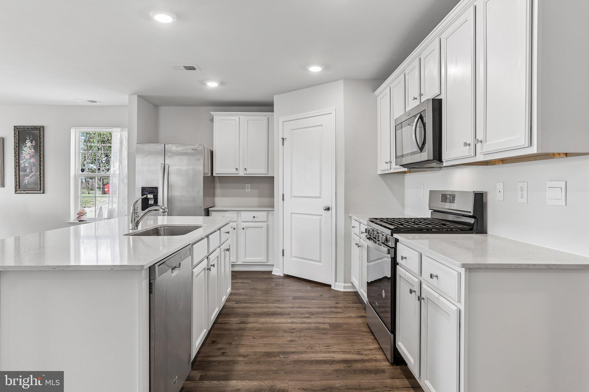 POTTSGROVE HUNT - Residential