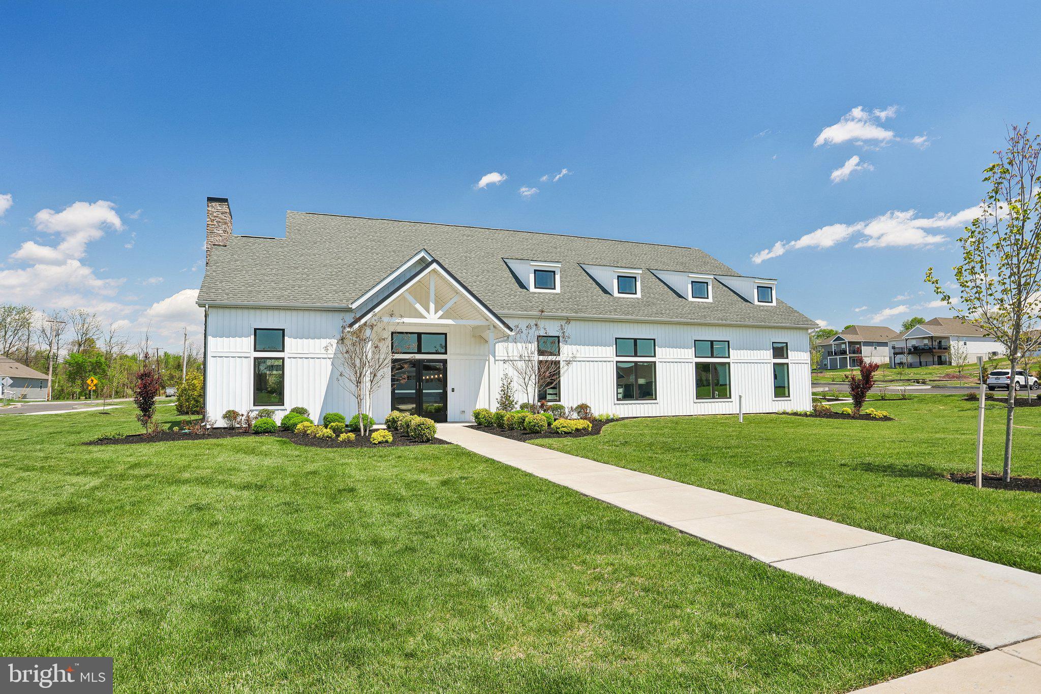 POTTSGROVE HUNT - Residential