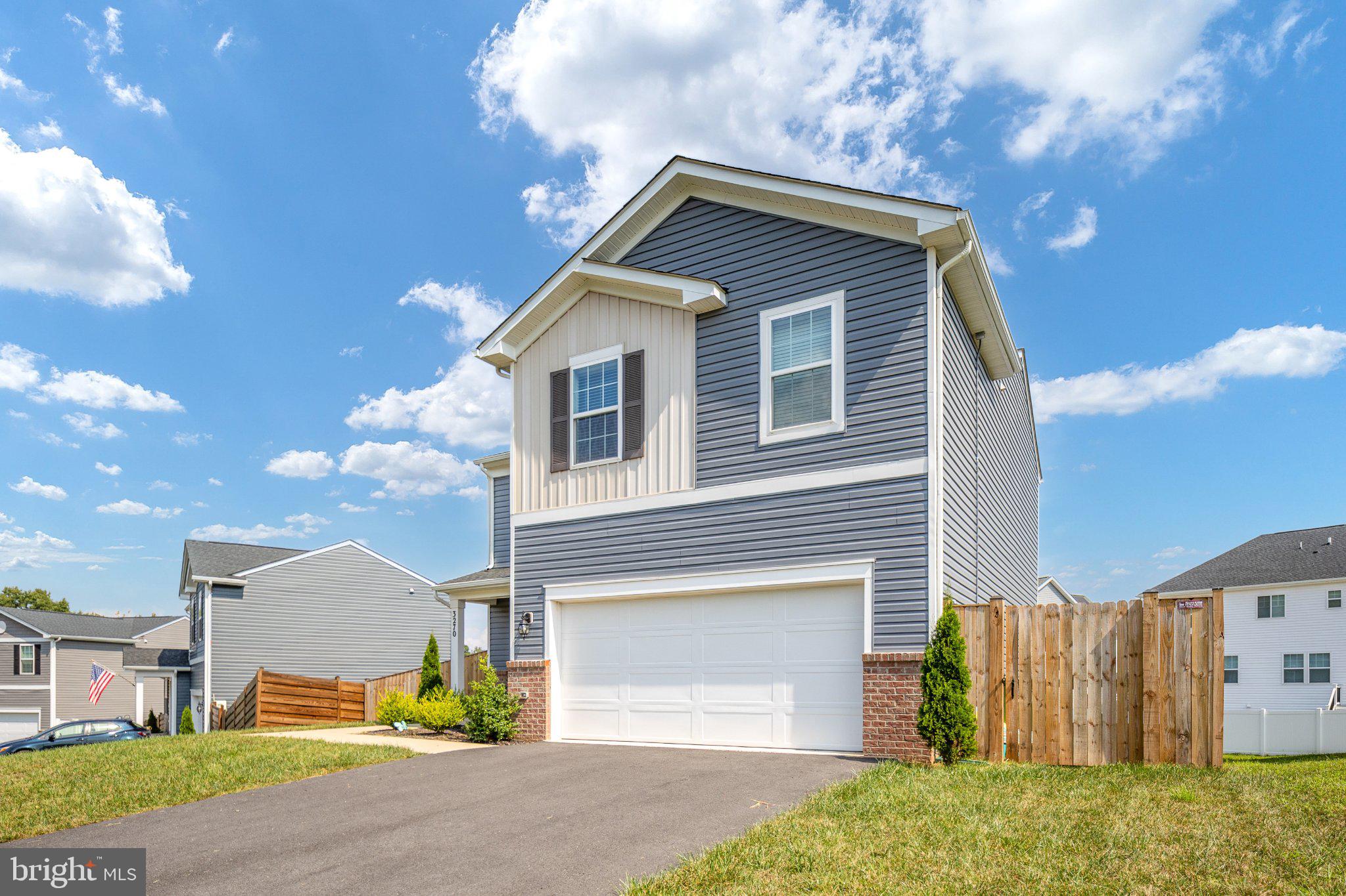 3270 WHITE TAIL DRIVE