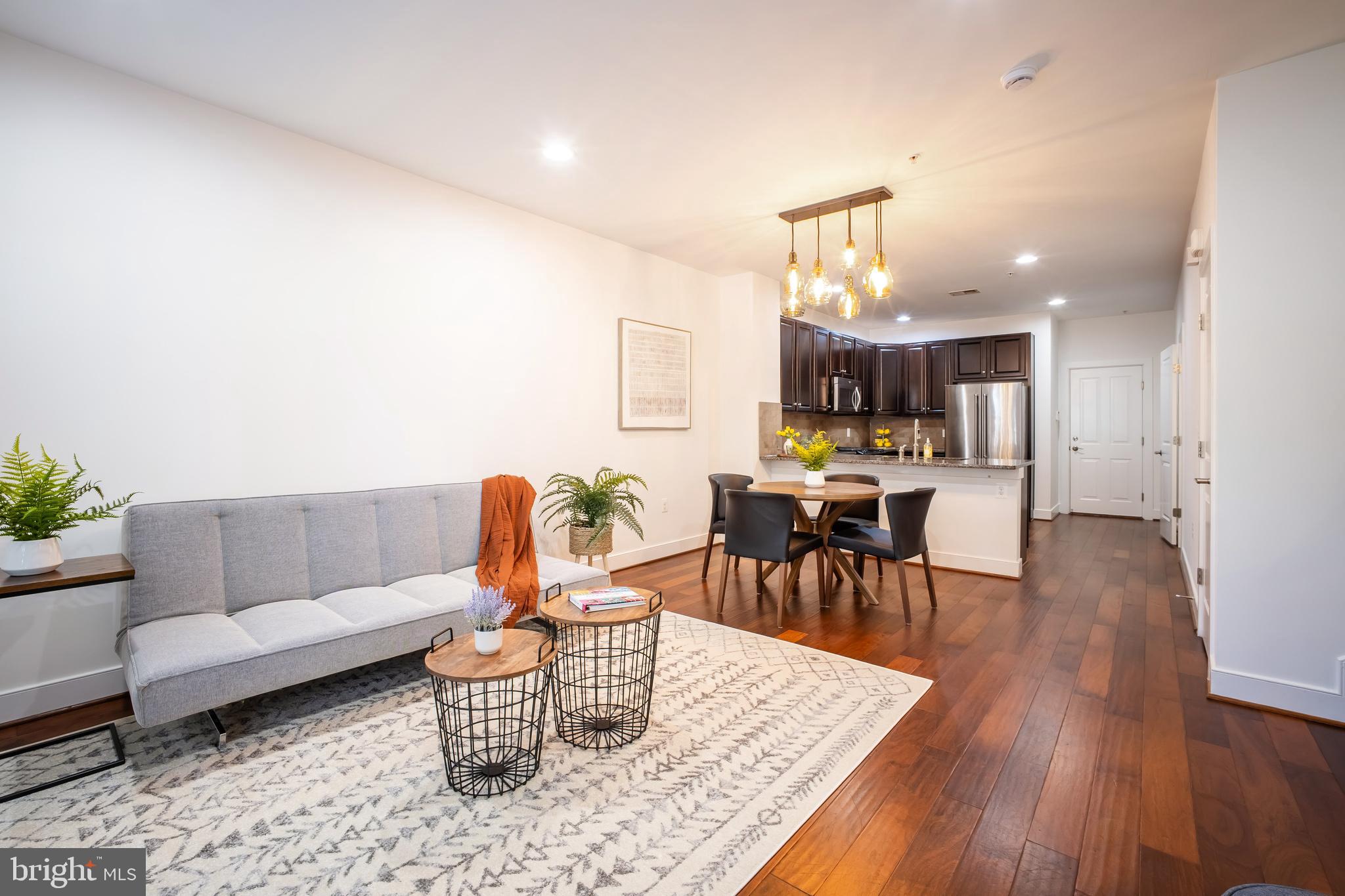 POTOMAC  YARDS - Residential Lease