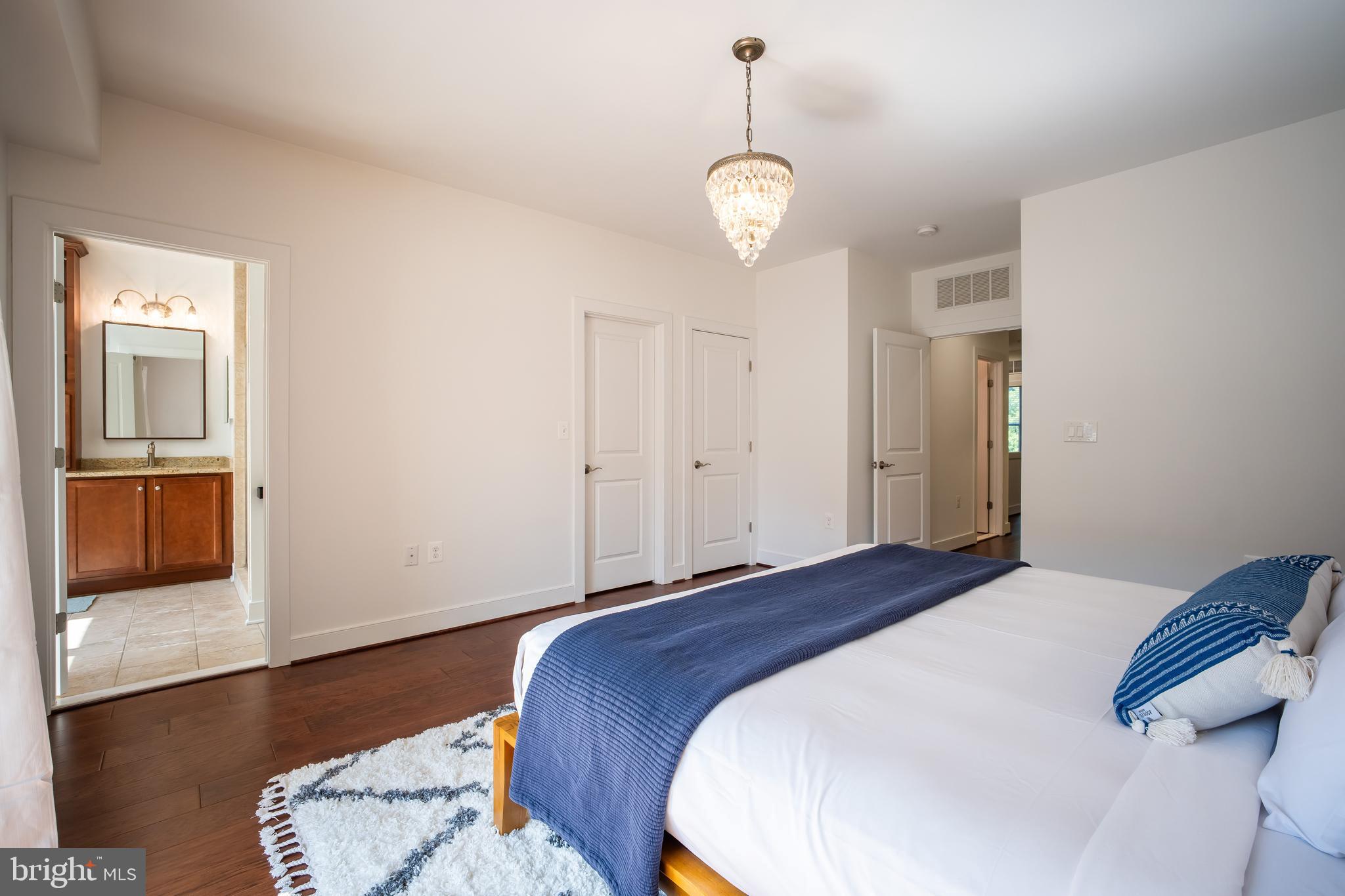 POTOMAC  YARDS - Residential Lease