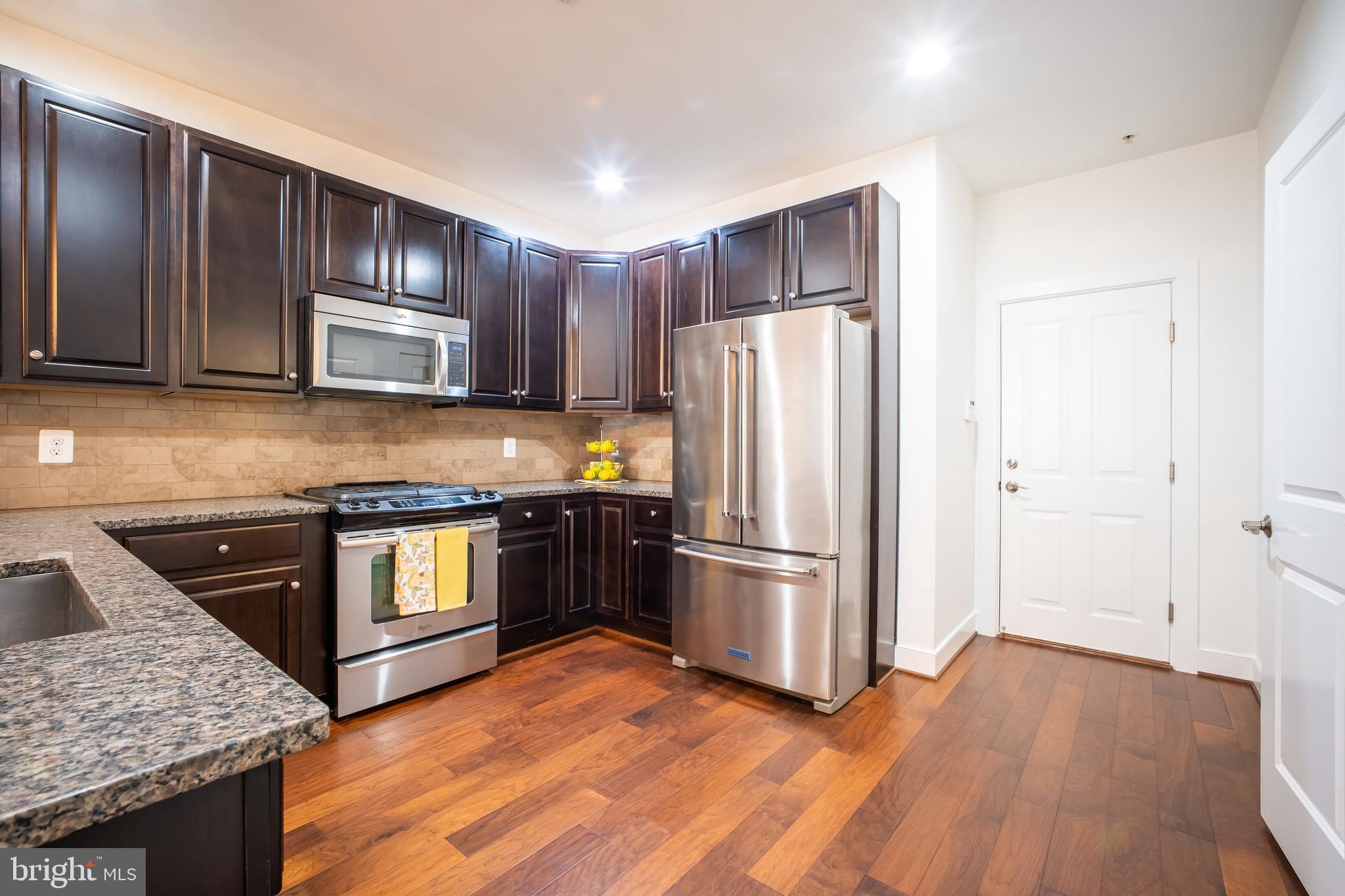 POTOMAC  YARDS - Residential Lease