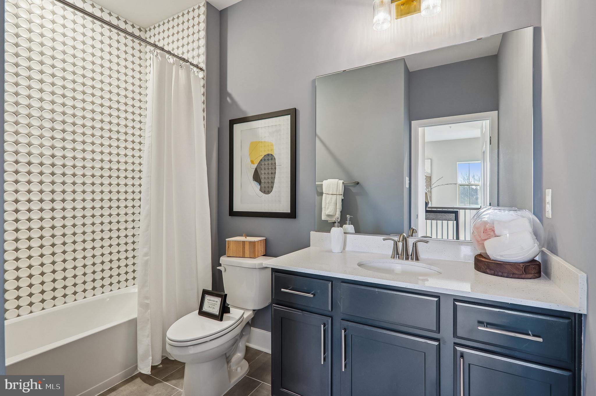 MANNING SQUARE TOWNS - Residential