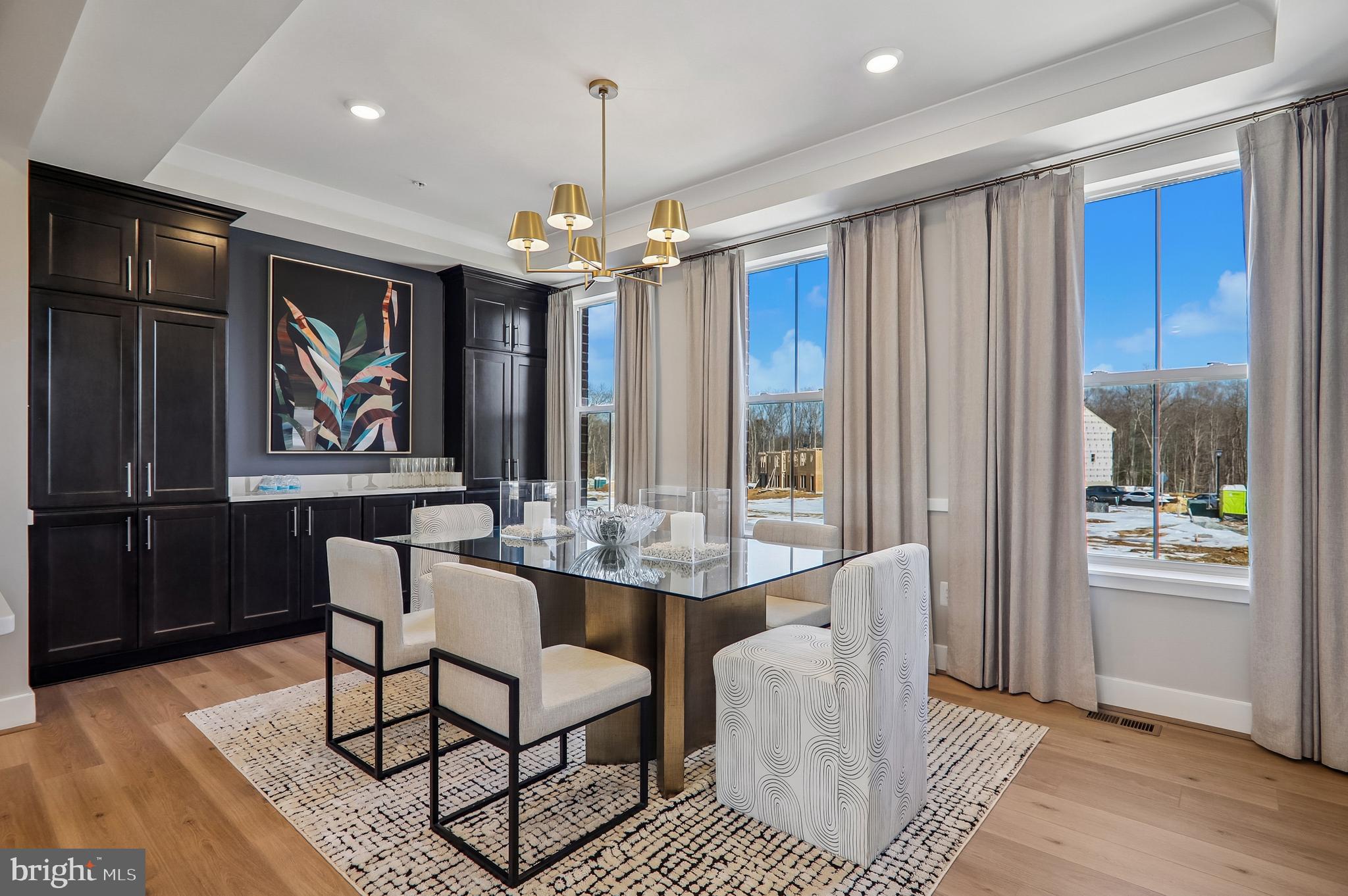 MANNING SQUARE TOWNS - Residential