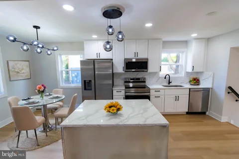 MLS: MDAA2155784