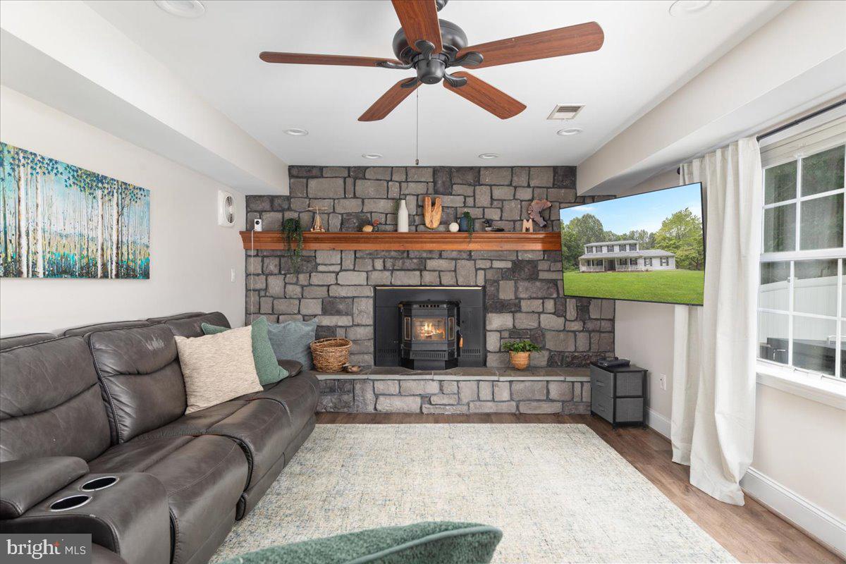 CEDAR KNOLLS - Residential