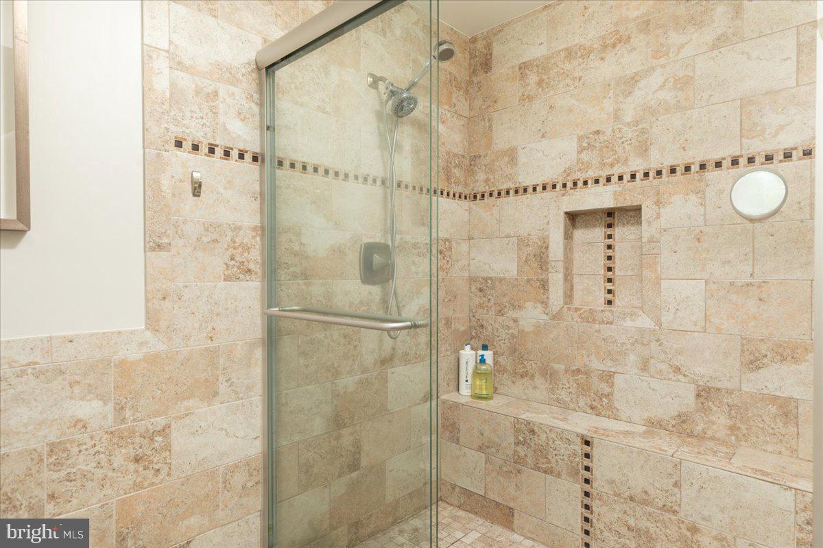 CEDAR KNOLLS - Residential