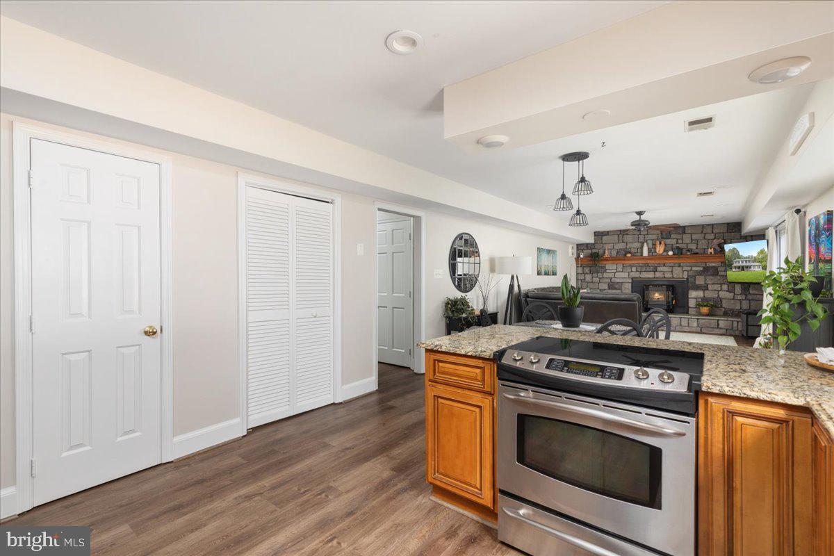 CEDAR KNOLLS - Residential