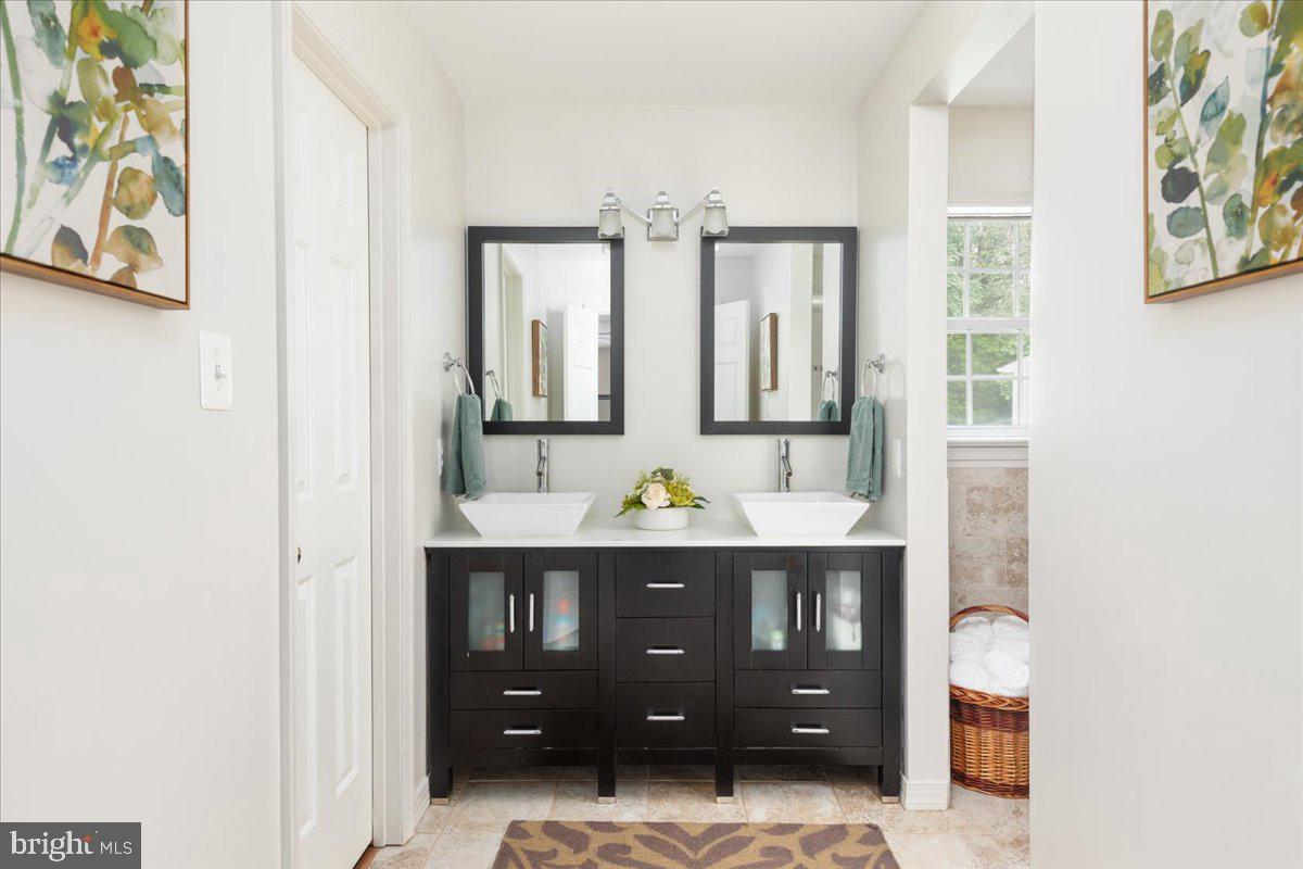 CEDAR KNOLLS - Residential