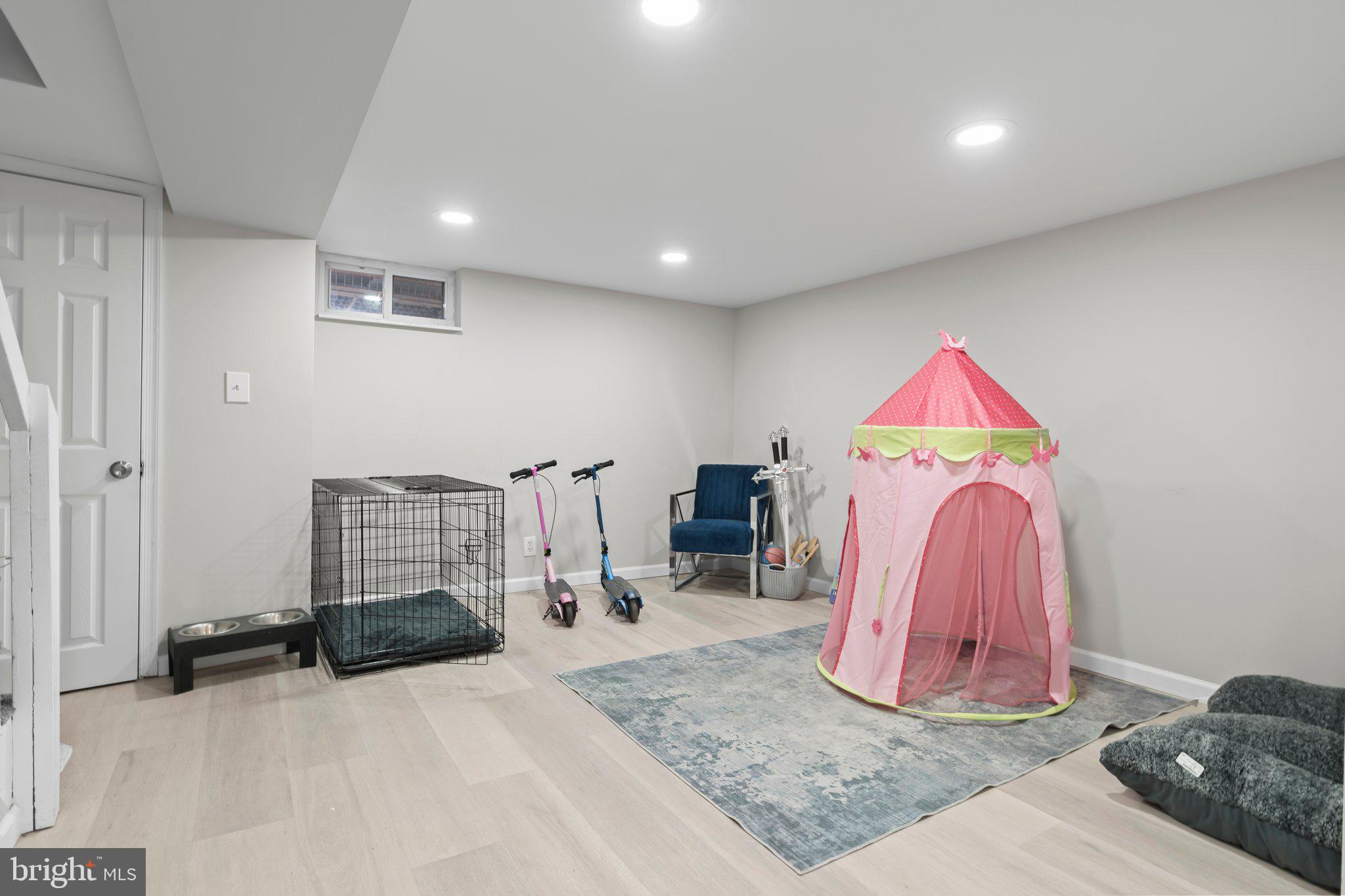 WESTBROOK PARK - Residential