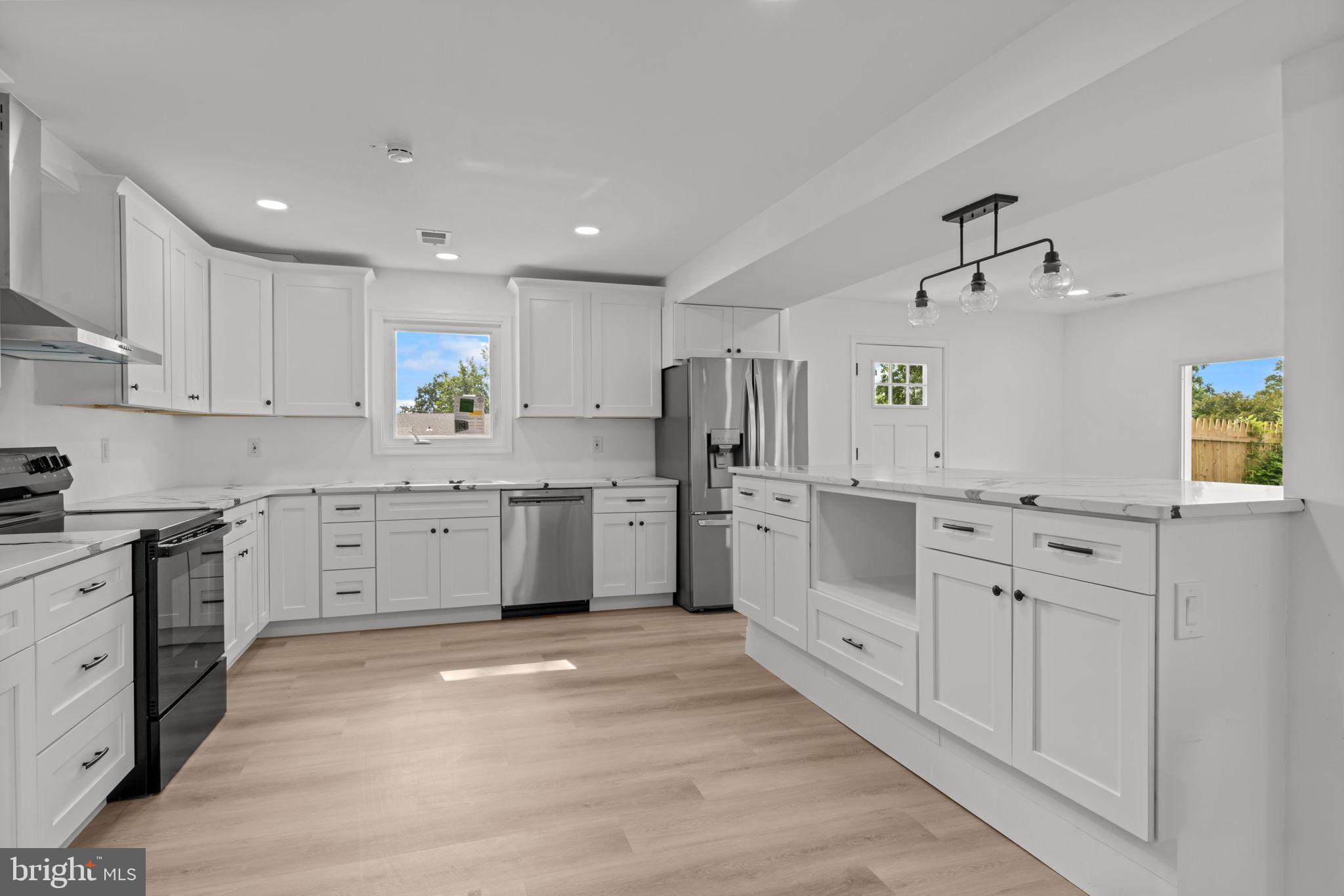 THORNRIDGE - Residential