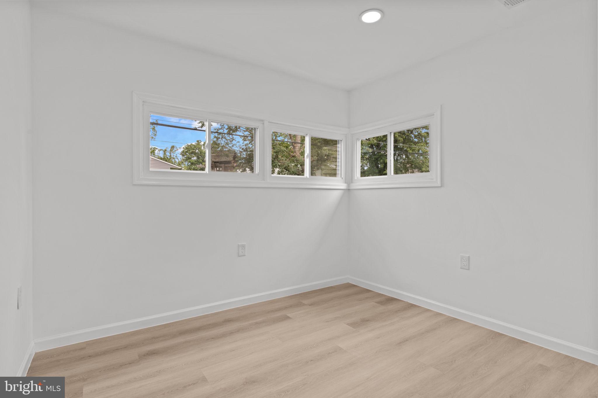 THORNRIDGE - Residential