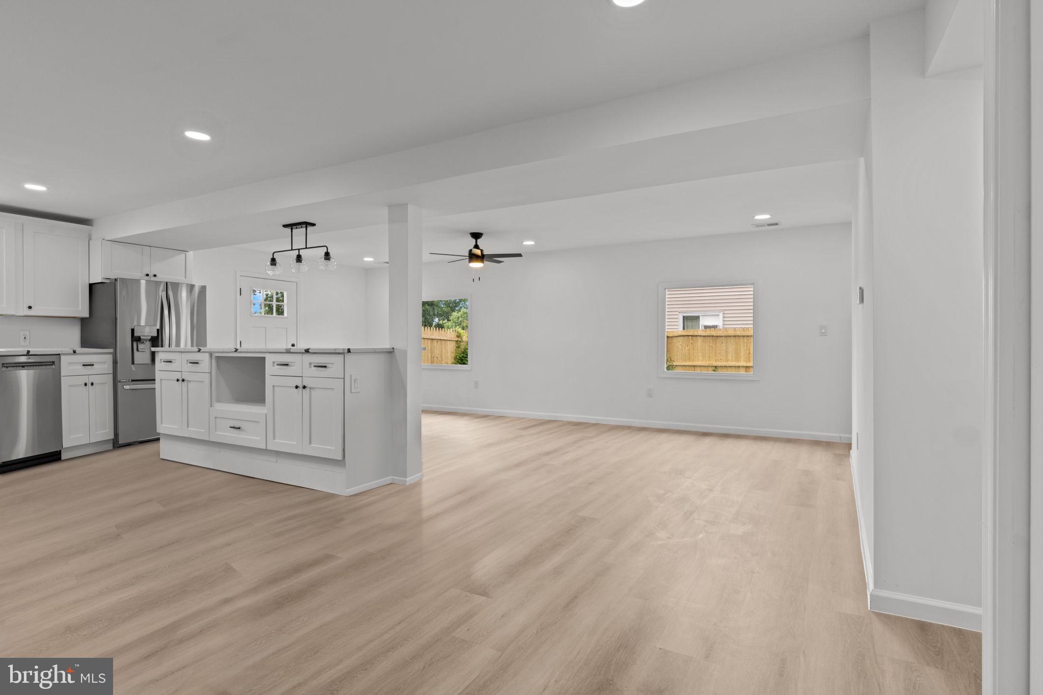 35 THIMBLEBERRY LANE