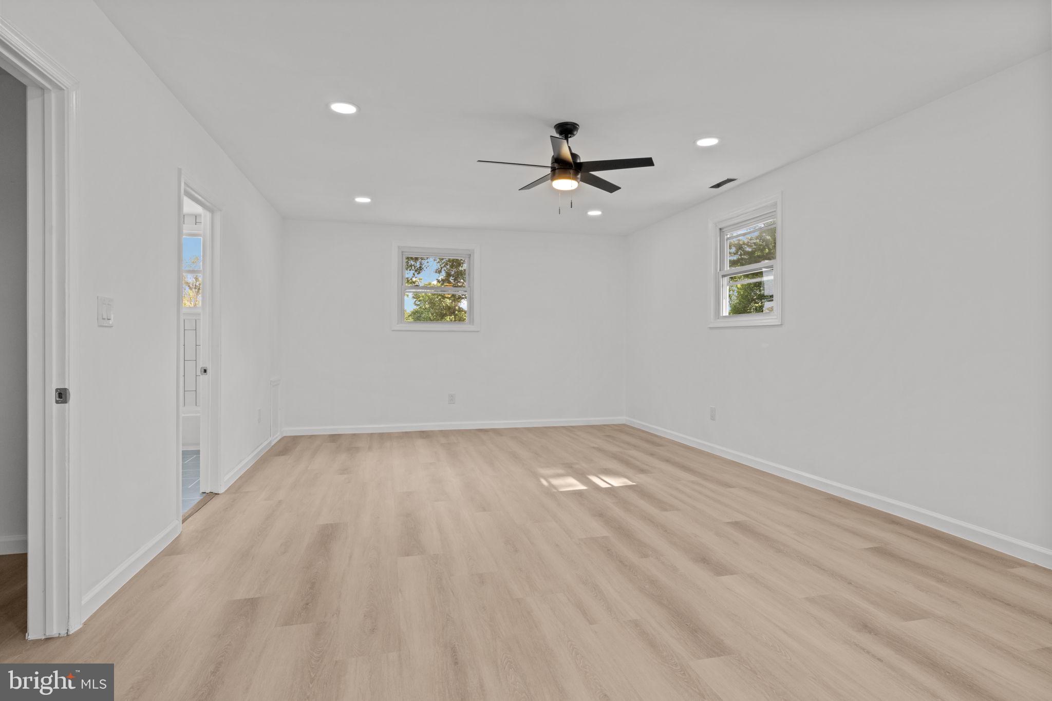 THORNRIDGE - Residential