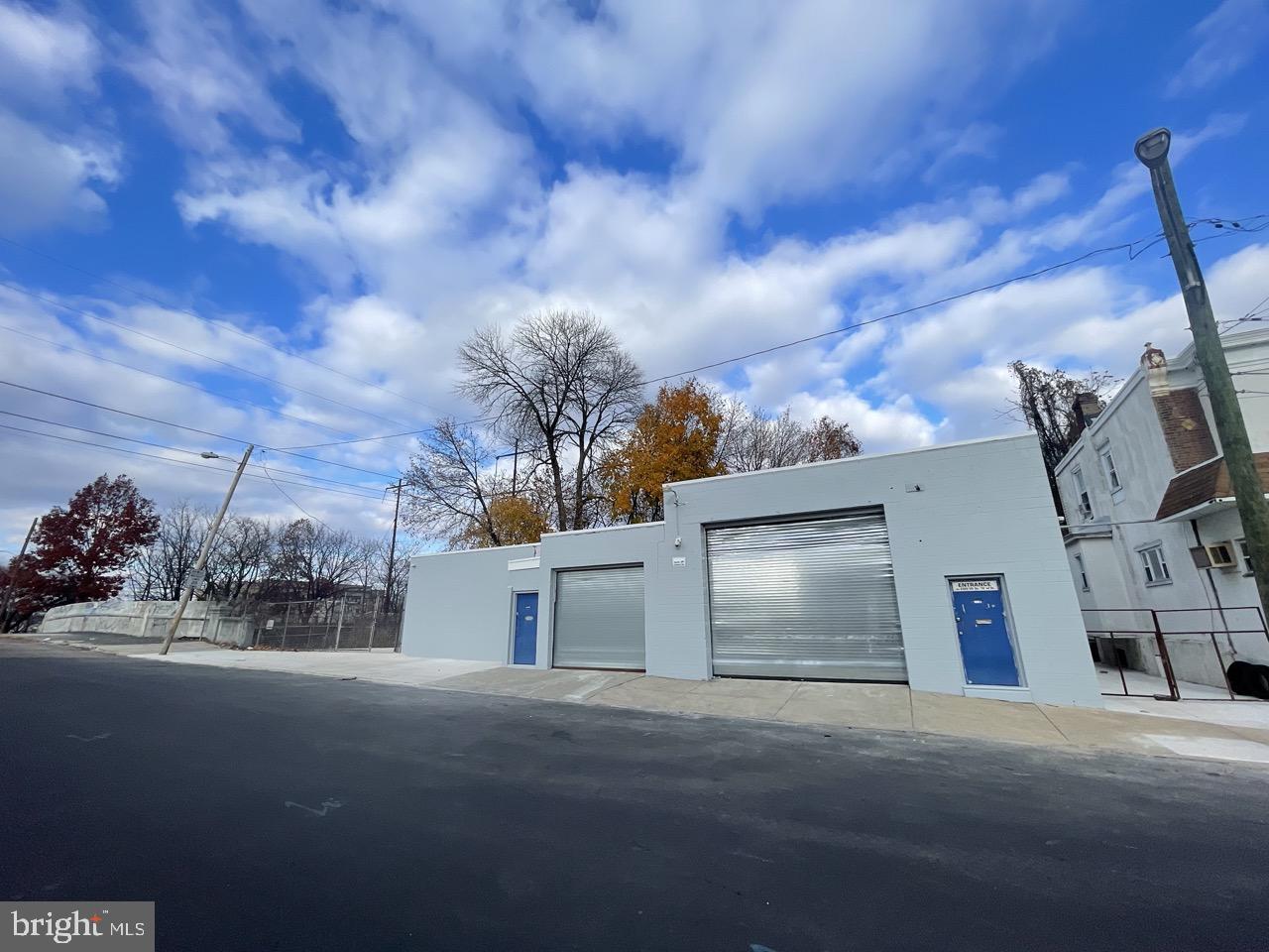 PHILADELPHIA (SOUTH) - Commercial Lease