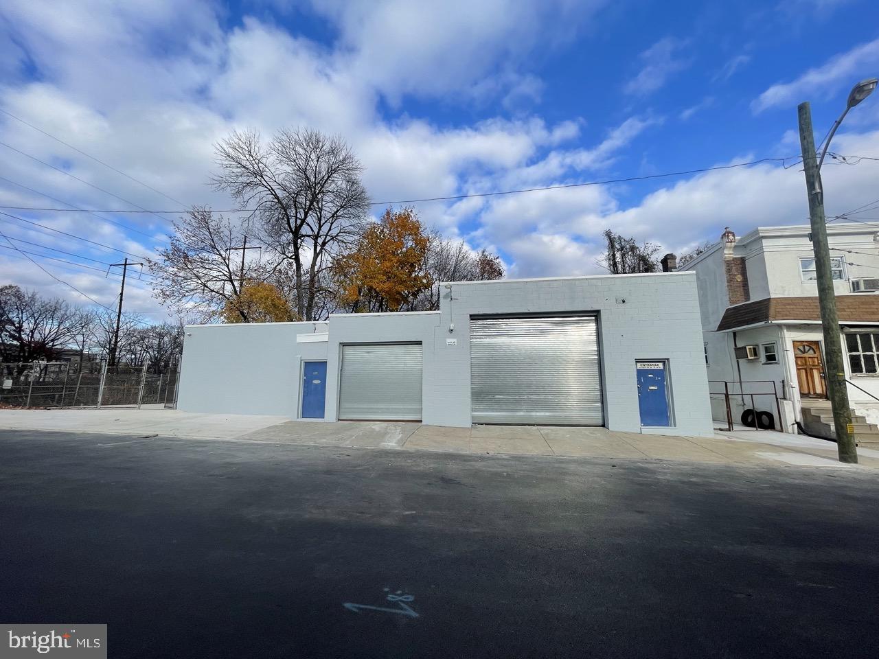 PHILADELPHIA (SOUTH) - Commercial Lease