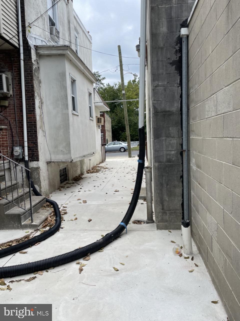 PHILADELPHIA (SOUTH) - Commercial Lease