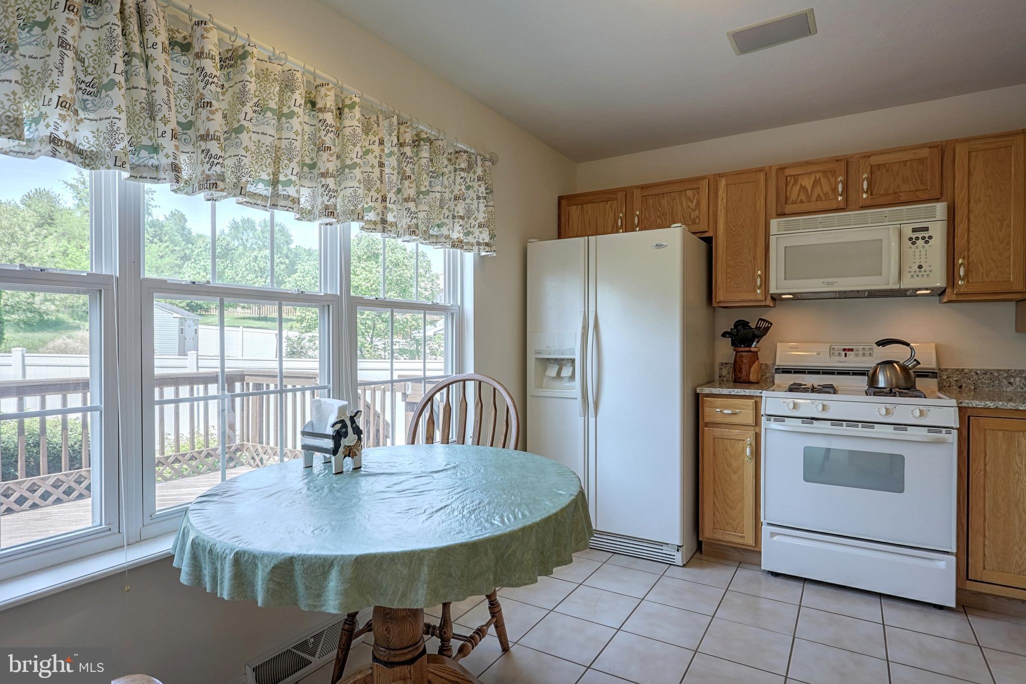 HIGHLAND MANOR - Residential